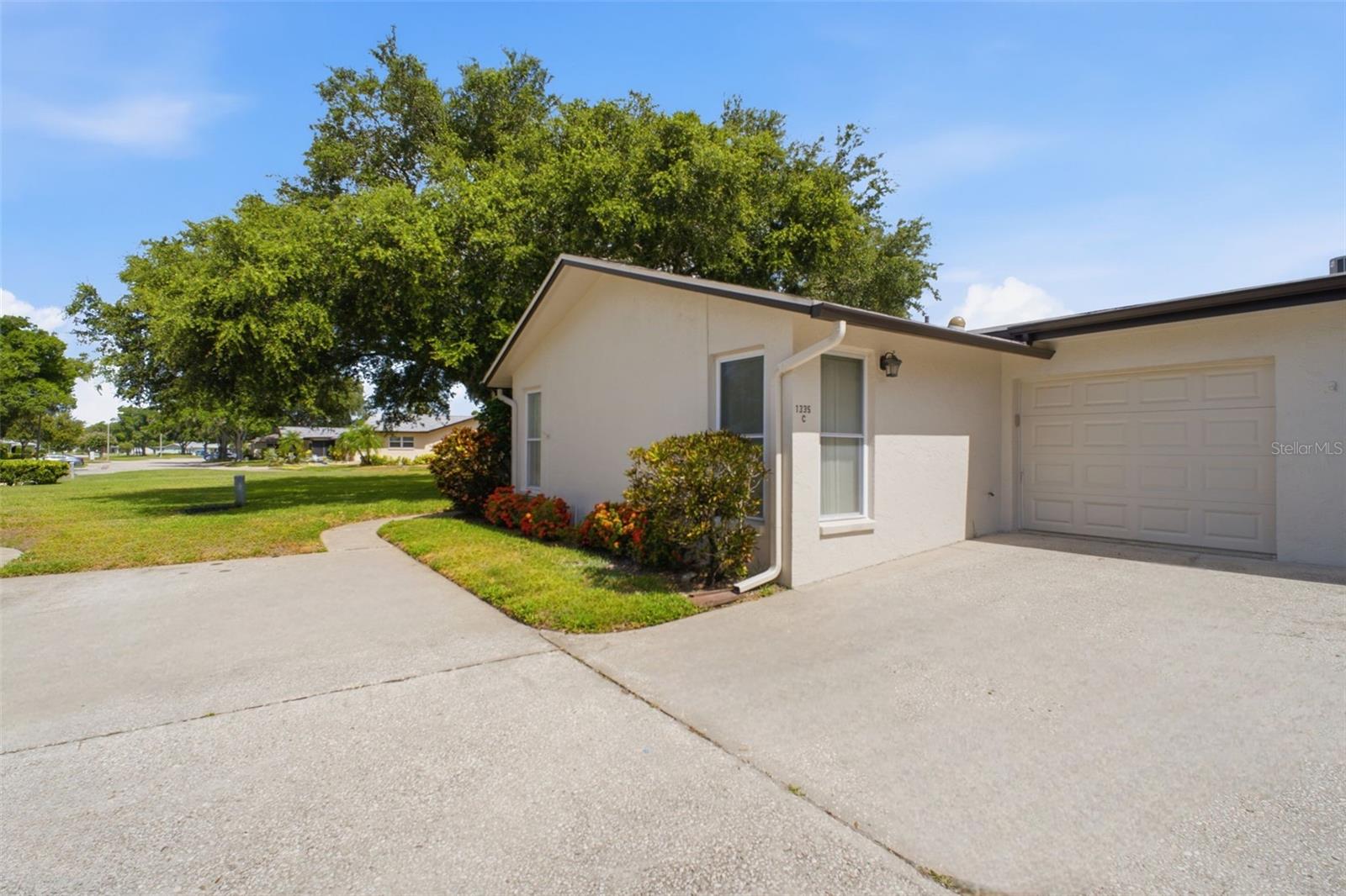 2nd image of 1335 Queen Anne Dr #C, Palm Harbor, FL 34684 | MLS# TB8529608