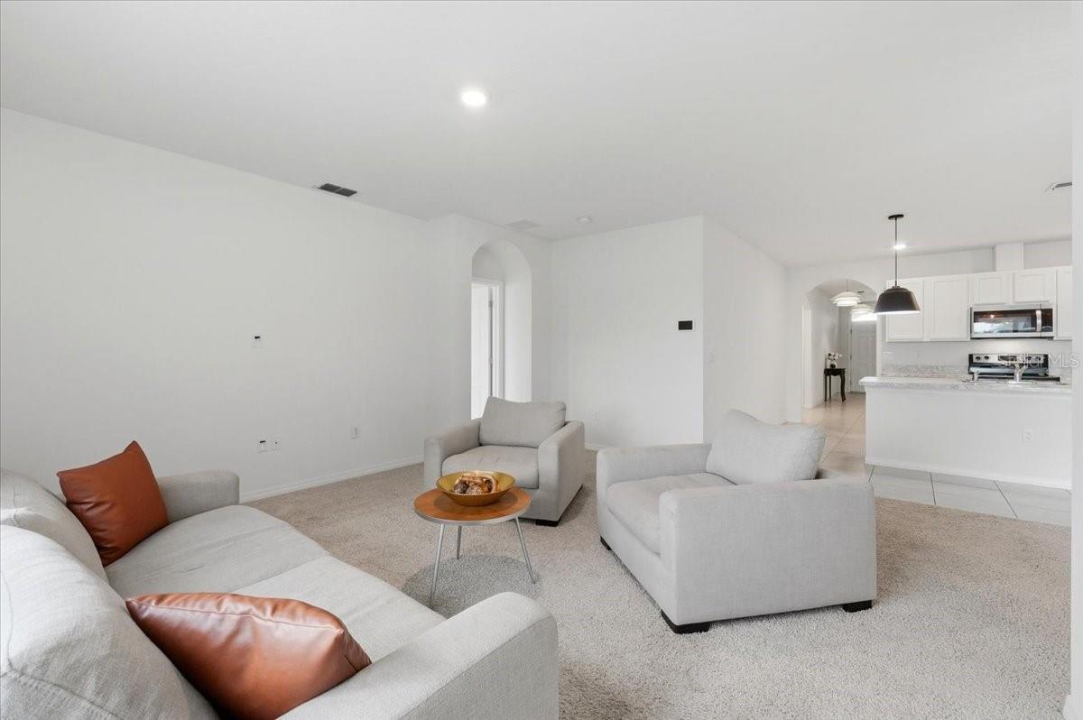 5th image of 417 Corso Loop, Winter Haven, FL 33884 | MLS# O6425451