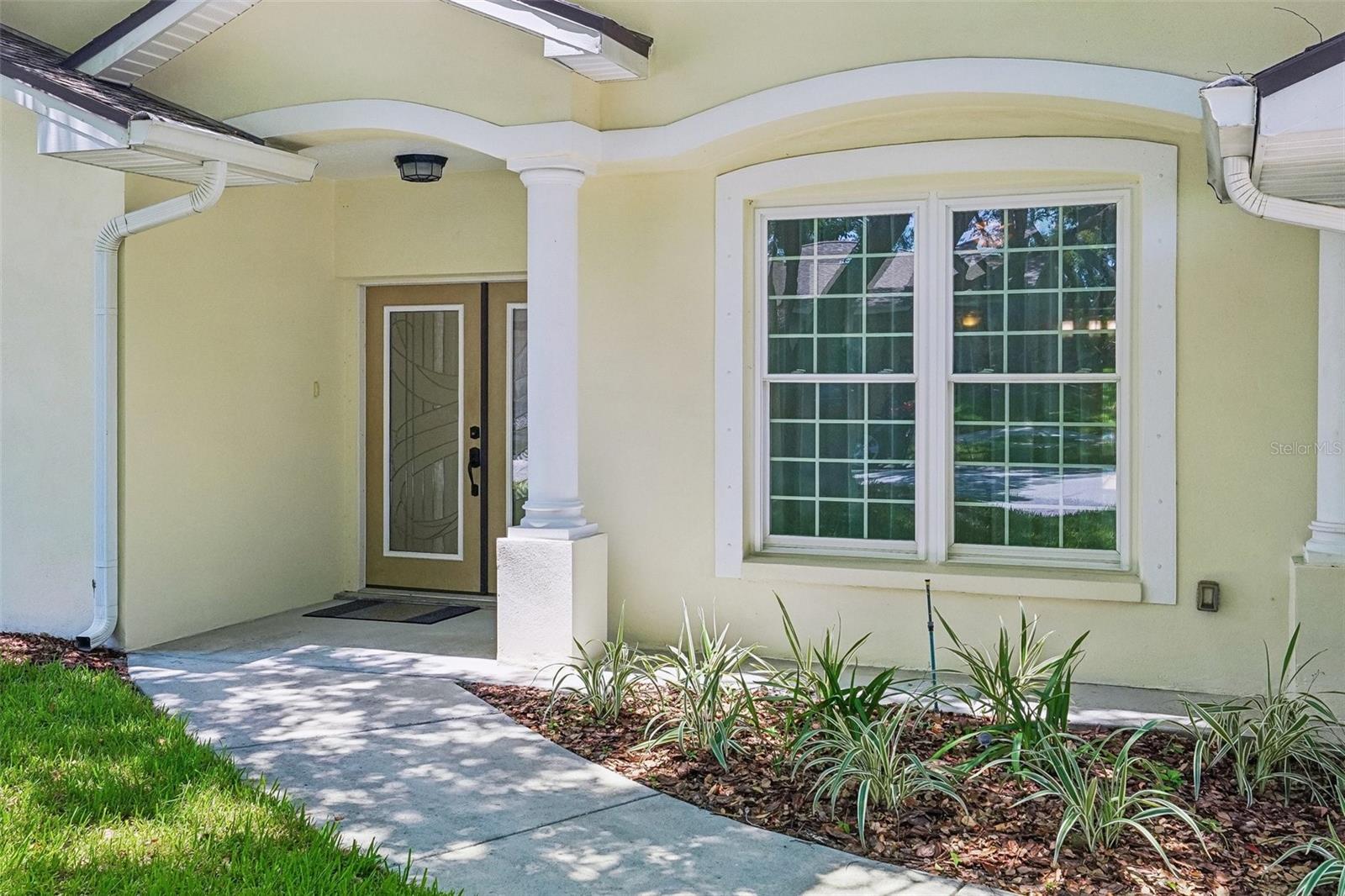 2nd image of 818 Village Wy, Palm Harbor, FL 34683 | MLS# TB8529656