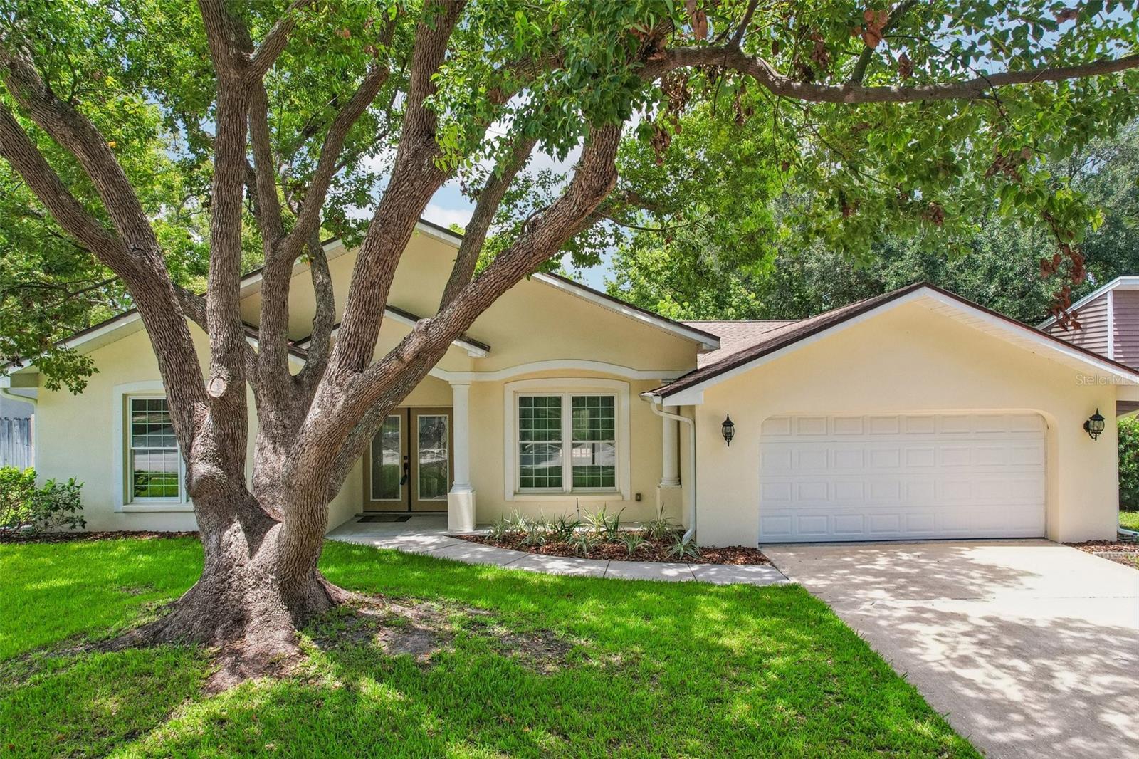 1st image of 818 Village Wy, Palm Harbor, FL 34683 | MLS# TB8529656