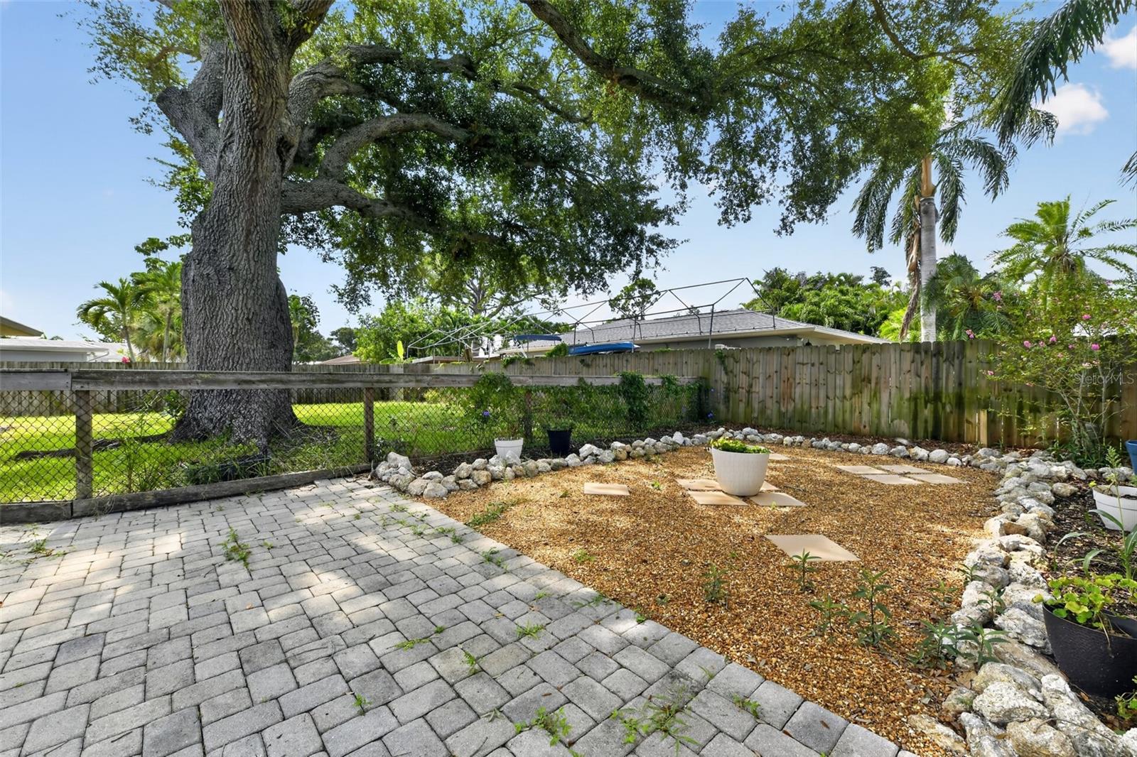 4th image of 7207 14Th Ave Nw, Bradenton, FL 34209 | MLS# A4700161