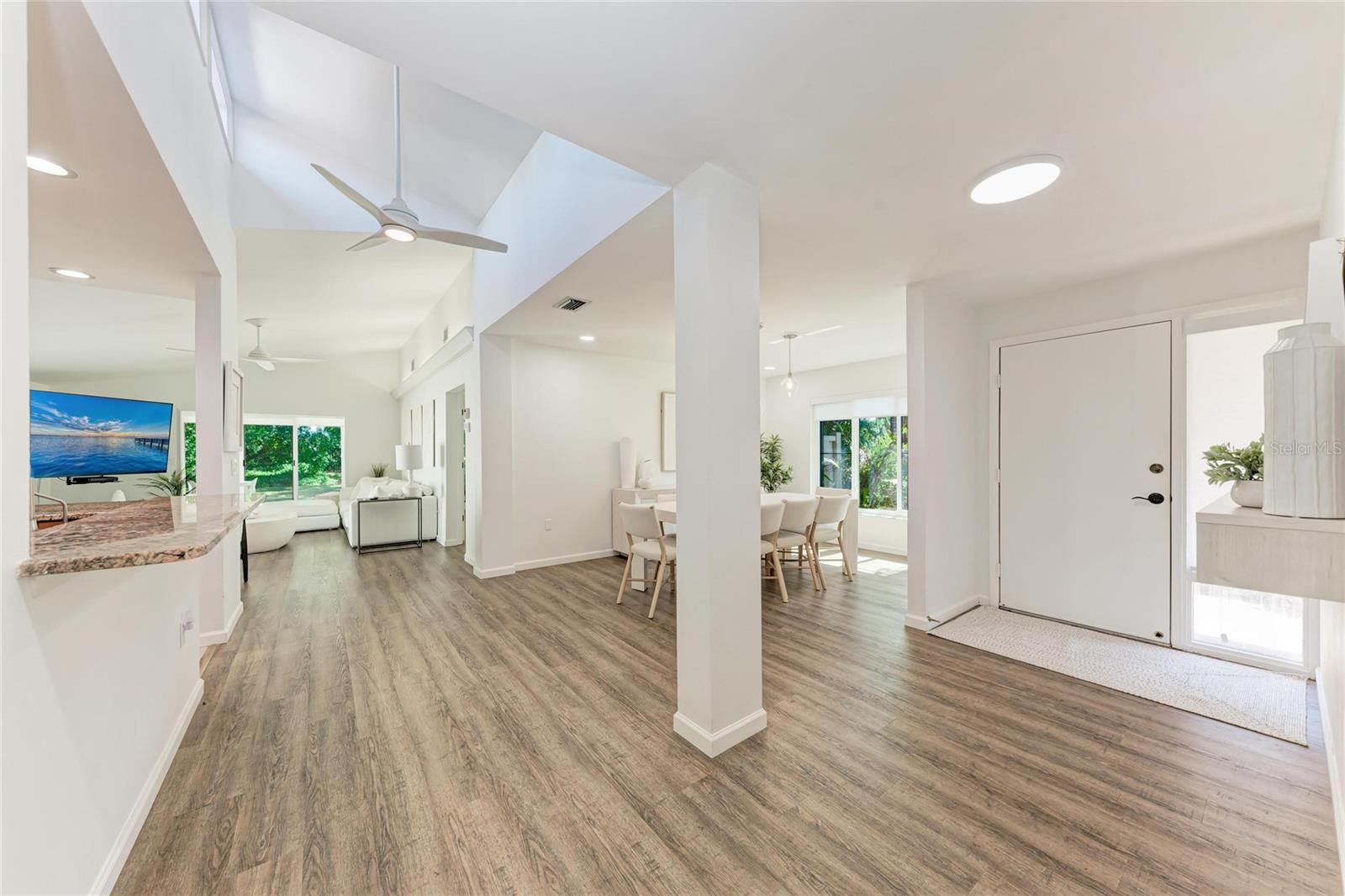 2nd image of 6416 Wood Owl Cir, Bradenton, FL 34210 | MLS# A4700166