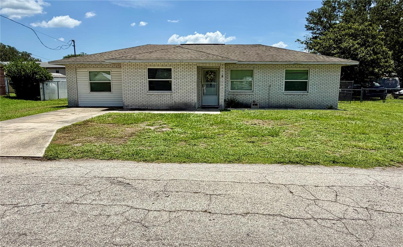 Homes for sale in Fort Meade, FL | 8 N Hendry Ave, Fort Meade, FL 33841 | MLS# L4963555