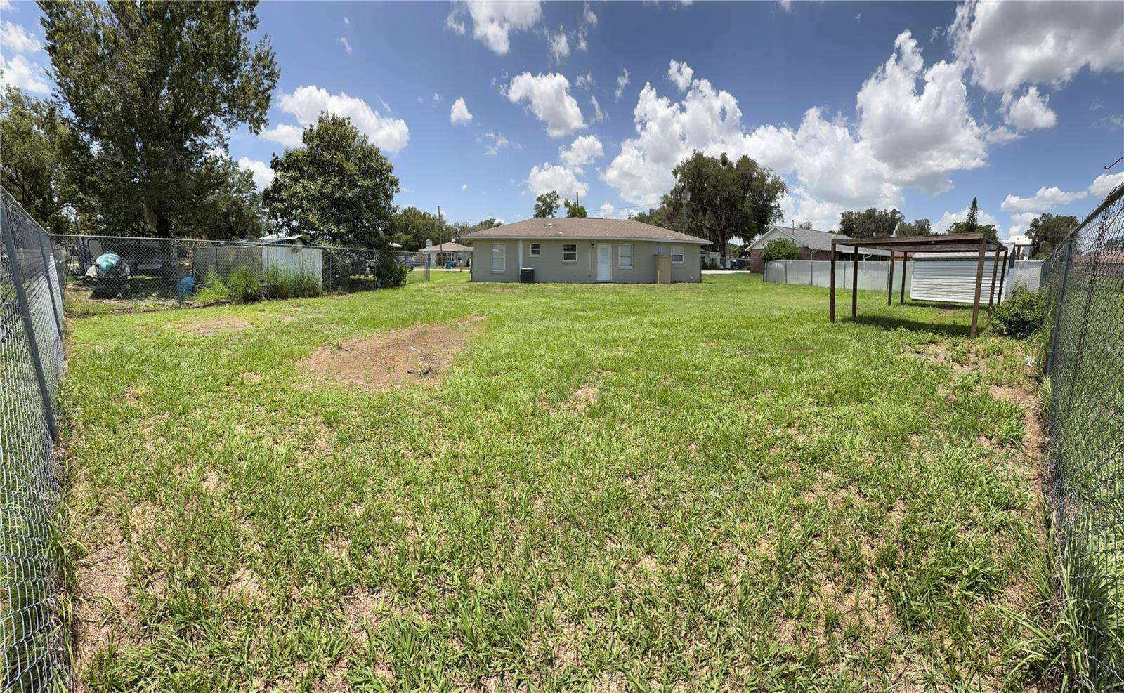 Homes for sale in Fort Meade, FL | 8 N Hendry Ave, Fort Meade, FL 33841 | MLS# L4963555