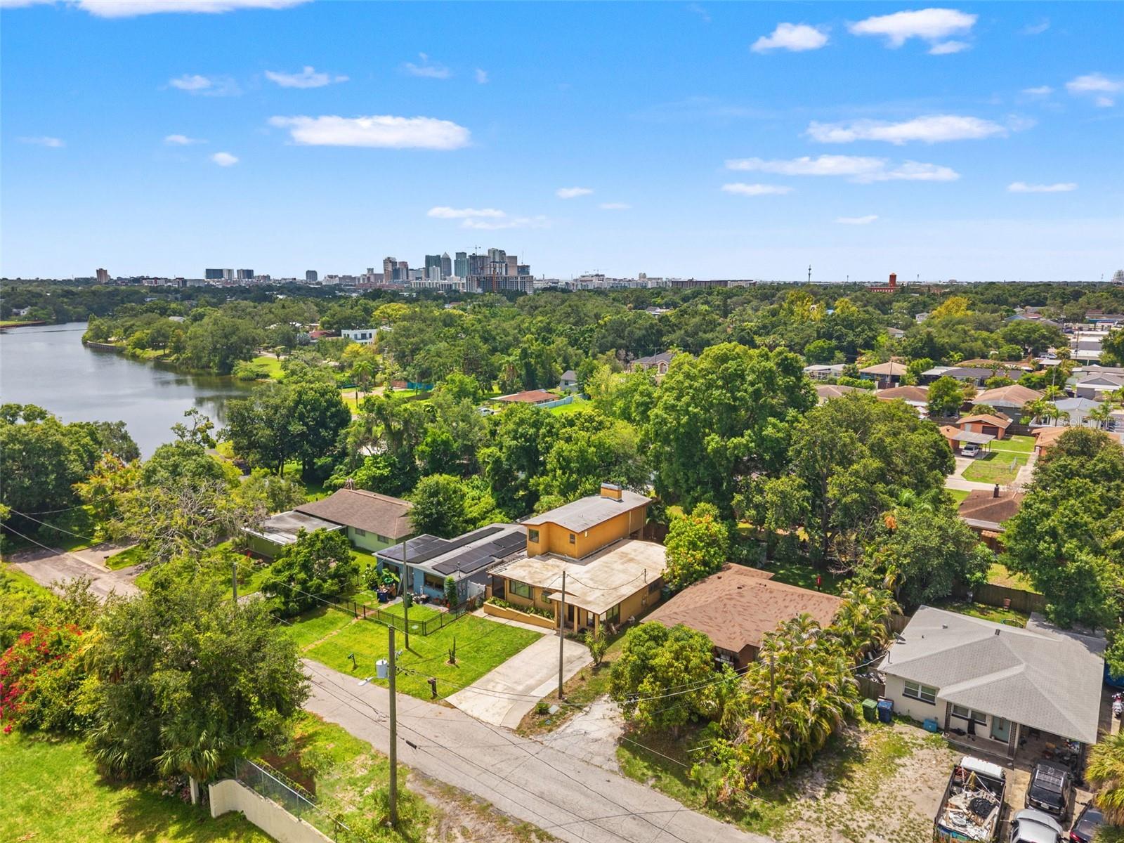 41st image of 2116 W Abdella St, Tampa, FL 33607 | MLS# TB8529729