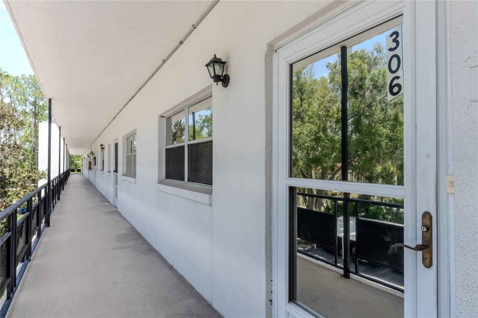 2nd image of 200 El Camino Dr #306, Winter Haven, FL 33884 | MLS# L4963557