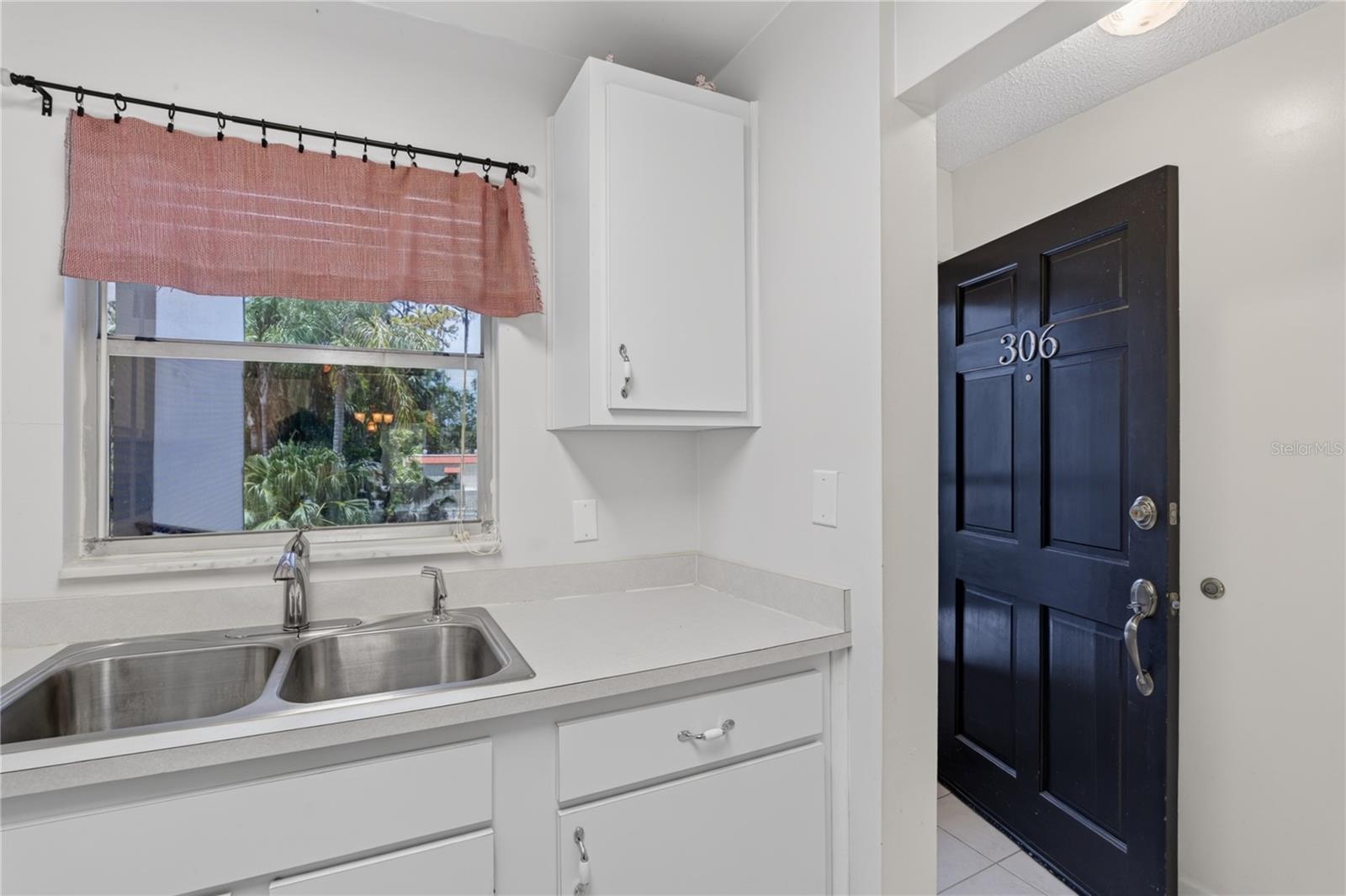 4th image of 200 El Camino Dr, Winter Haven, FL 33884
