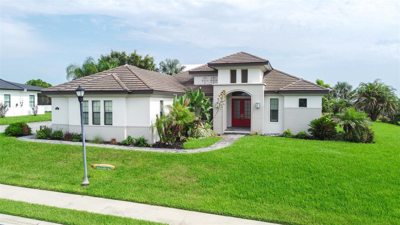 1st image of 262 Amaryllis Wy, Lake Alfred, FL 33850 | MLS# L4963559
