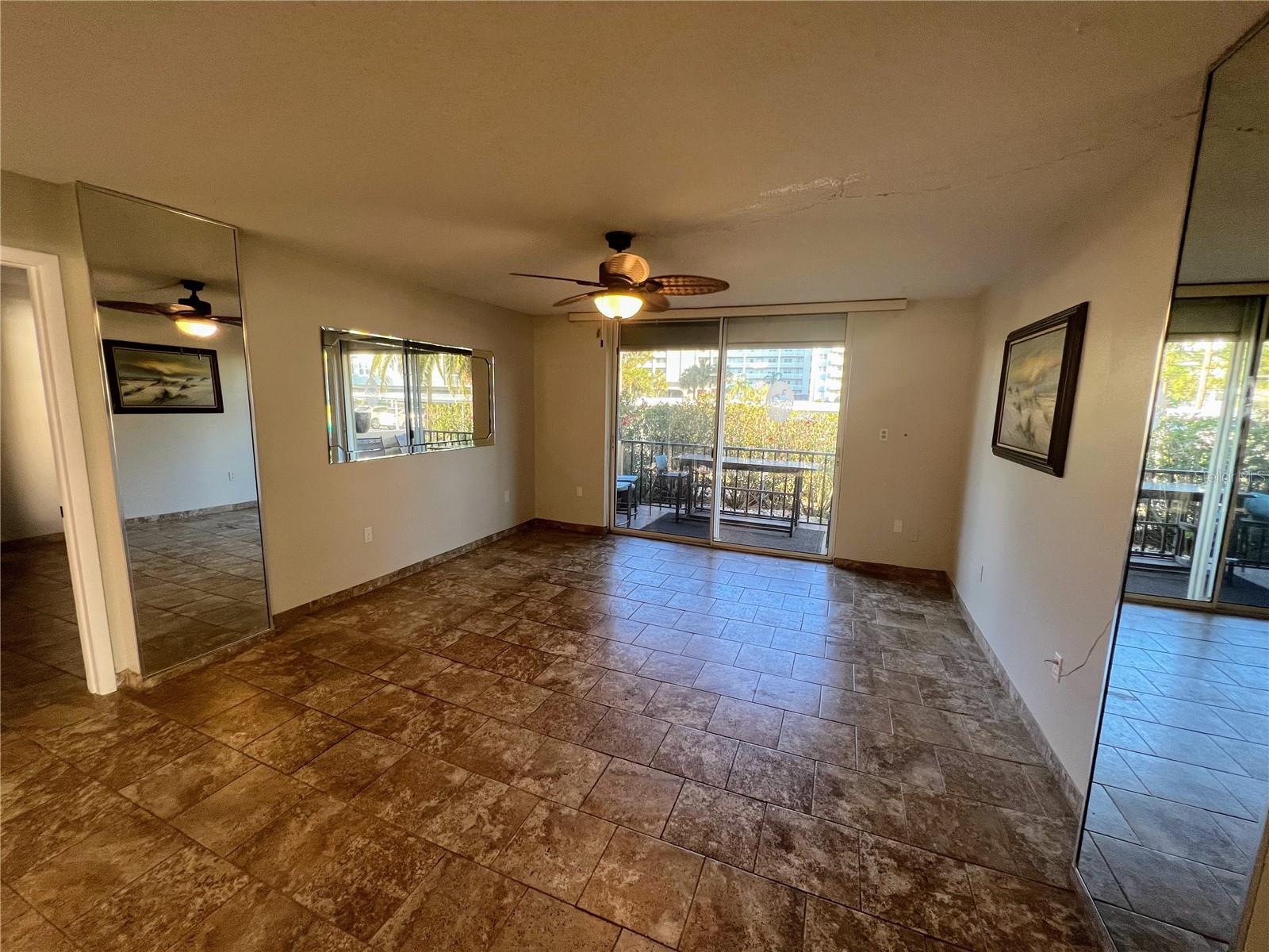 3rd image of 9 Haig Pl #101, Dunedin, FL 34698 | MLS# TB8529753