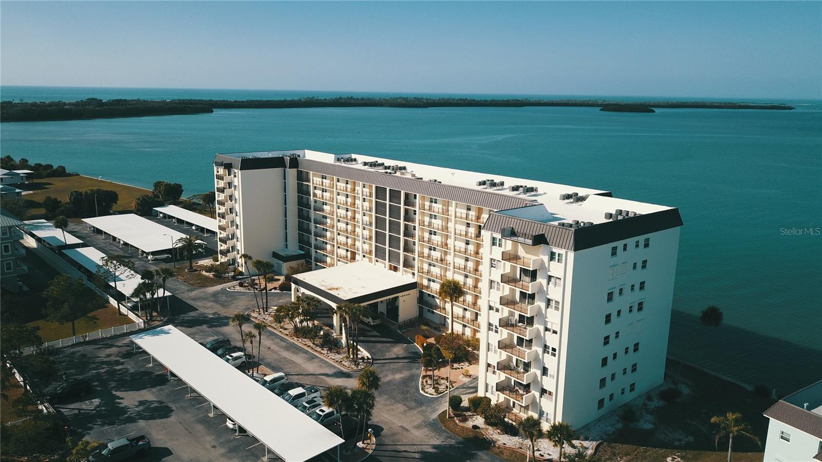2nd image of 9 Haig Pl #101, Dunedin, FL 34698 | MLS# TB8529753