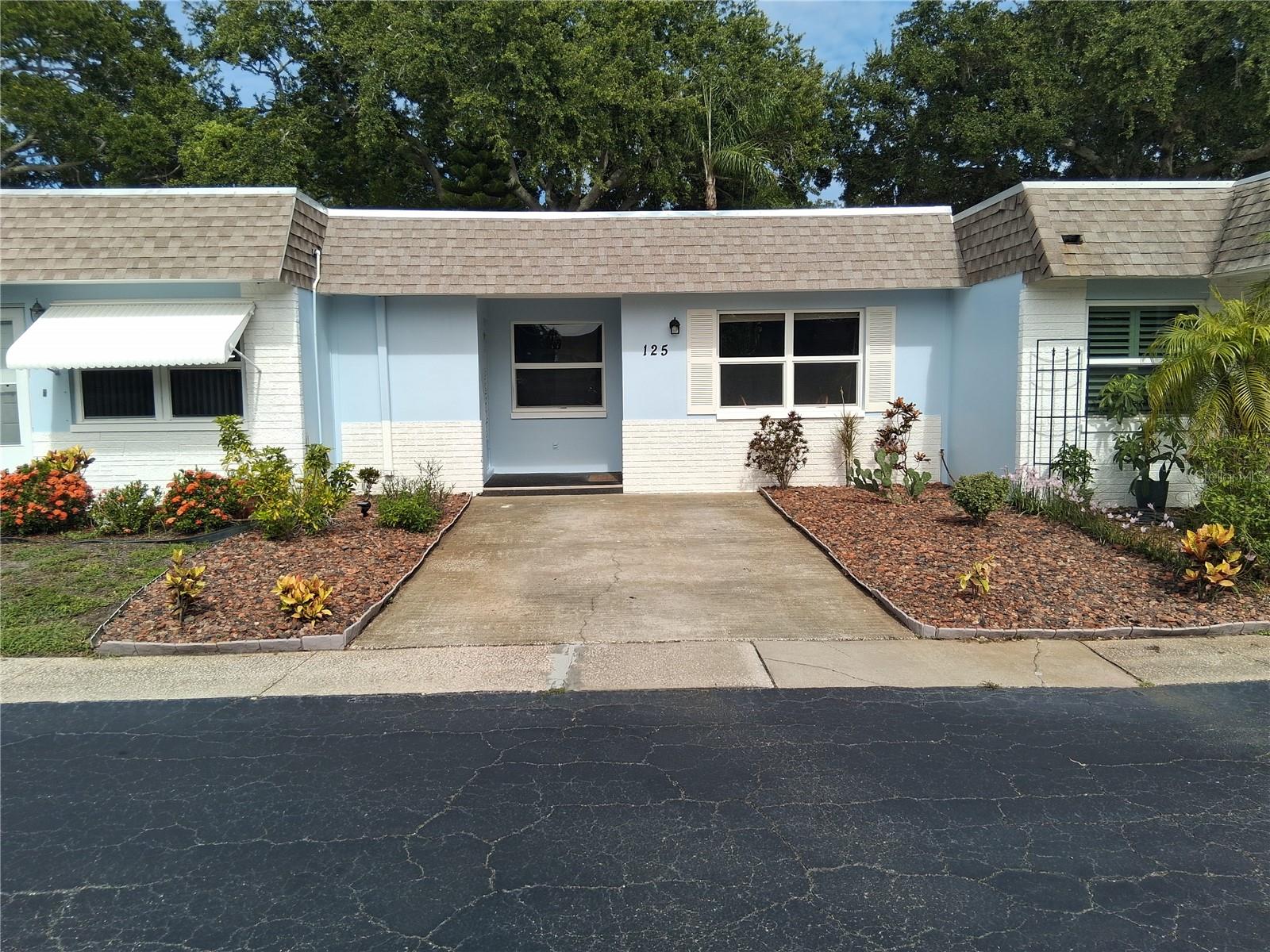 1st image of 125 Portree Dr, Dunedin, FL 34698 | MLS# TB8529769