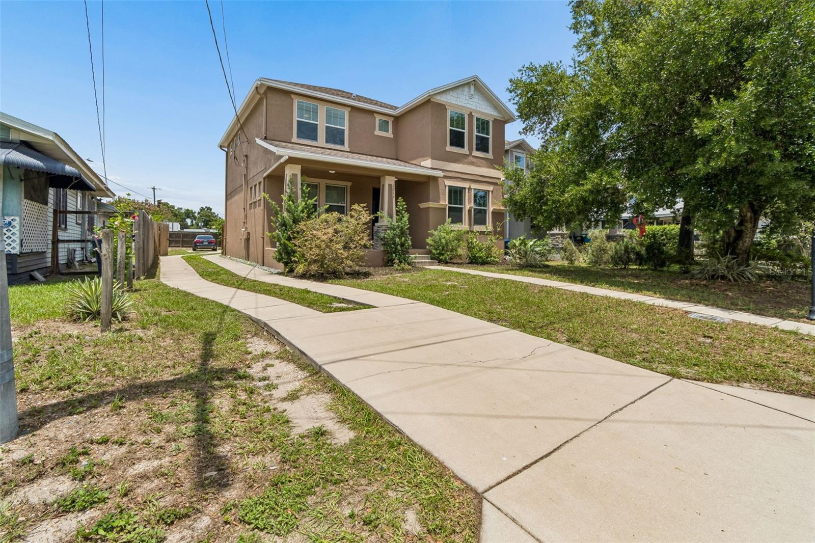 3rd image of 1216 E Giddens Ave, Tampa, FL 33603 | MLS# TB8529818