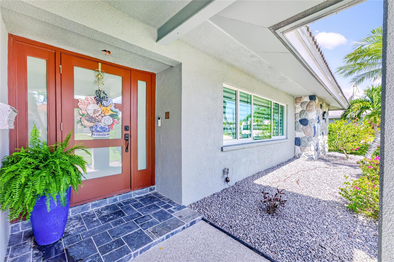 4th image of 321 Capri Isles Ct, Punta Gorda, FL 33950 | MLS# C7528462