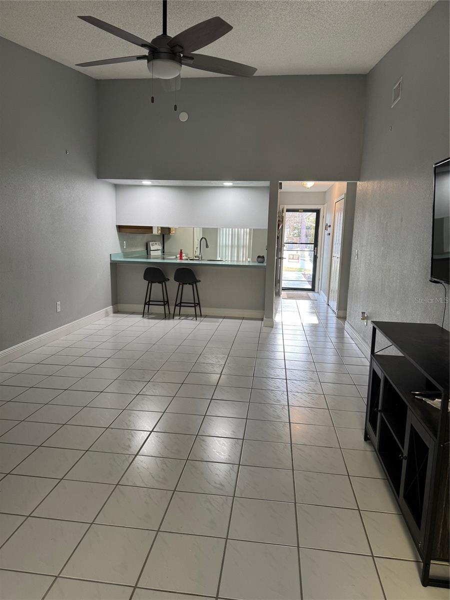 2nd image of 3321 Royal St, Winter Park, FL 32792 | MLS# A4700206