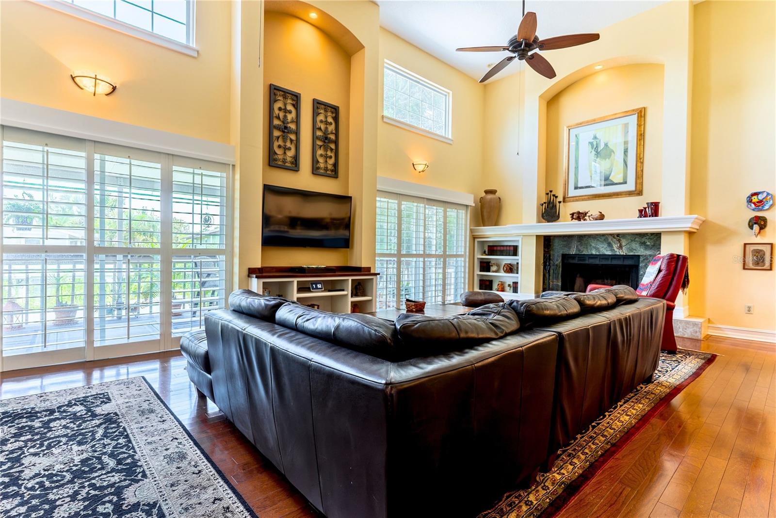 3rd image of 14 Baywood Dr, Palm Harbor, FL 34683 | MLS# TB8529883