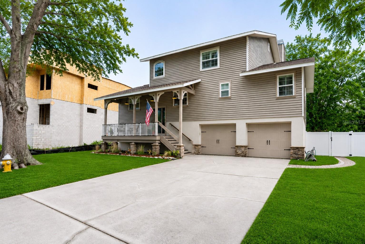 2nd image of 14 Baywood Dr, Palm Harbor, FL 34683 | MLS# TB8529883
