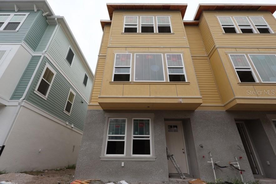 2nd image of 458 31st Way N, Saint Petersburg, FL 33713 | MLS# TB8529918