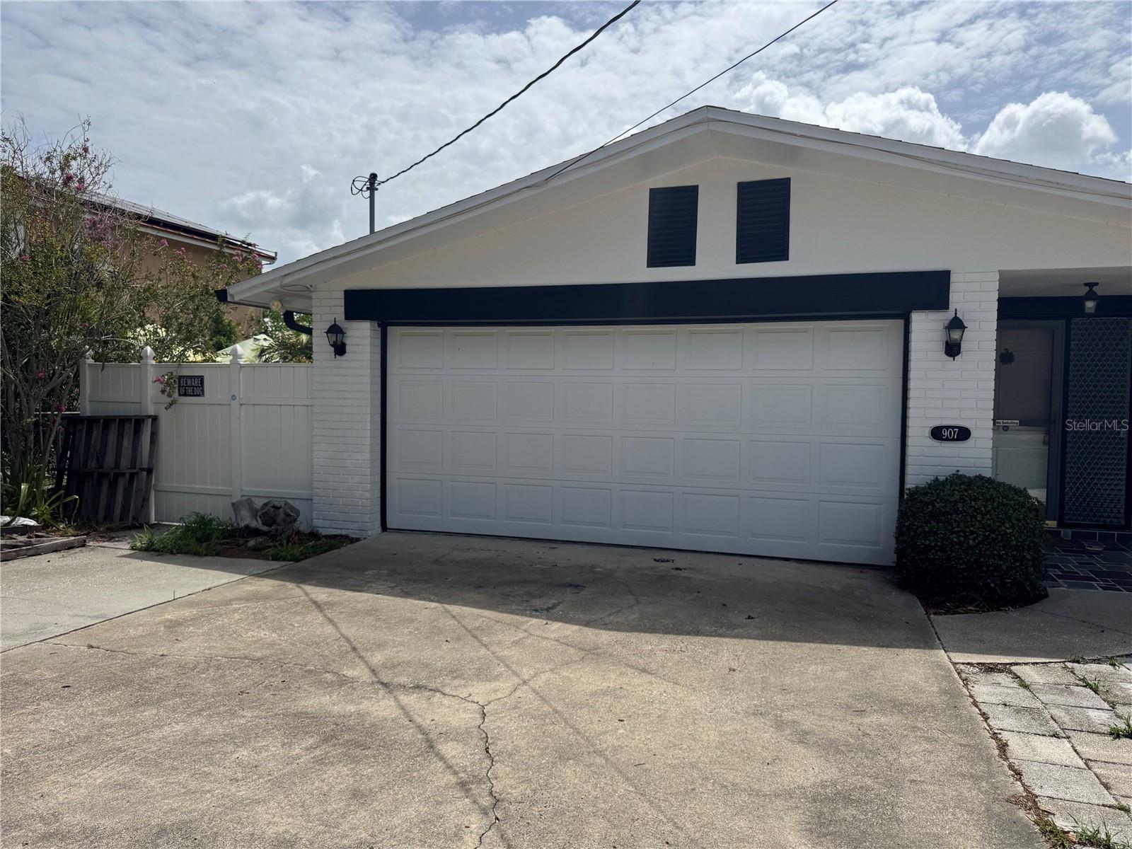 2nd image of 907 S Florida Ave, Tarpon Springs, FL 34689 | MLS# A4700237