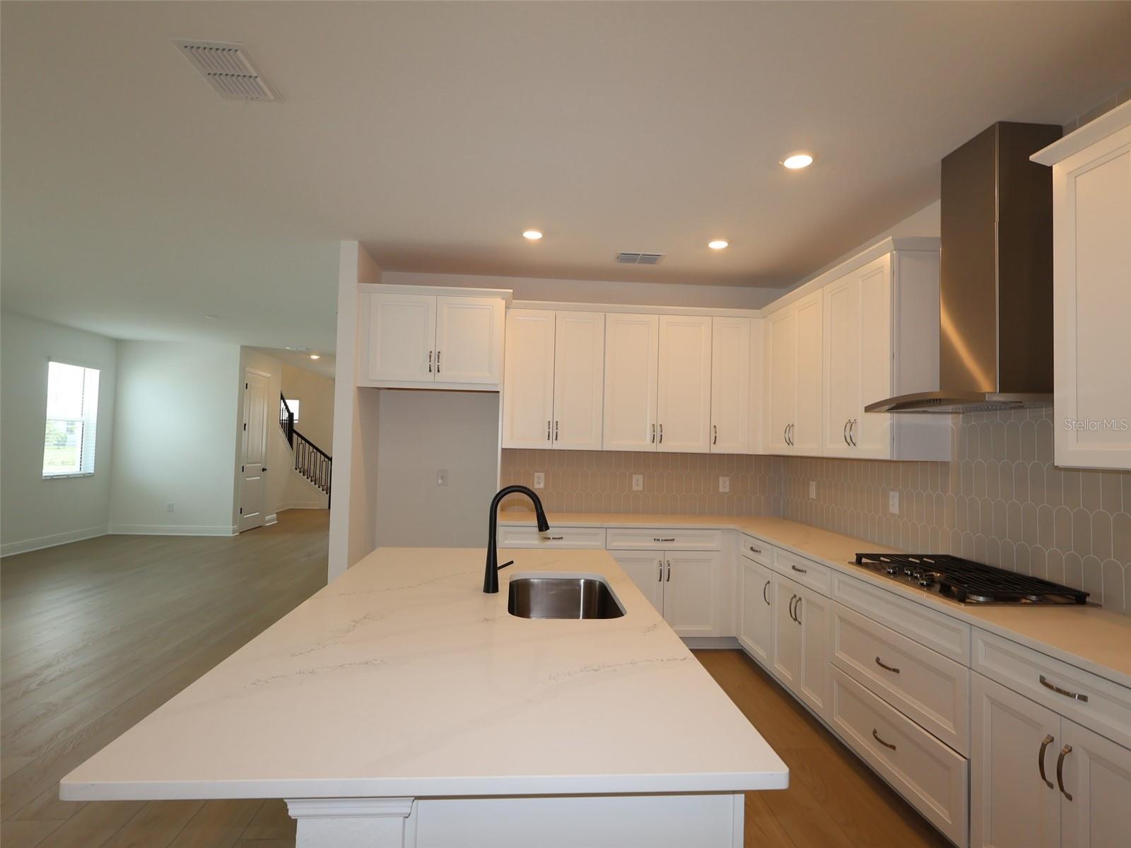 2nd image of 4438 Sunset Garden St, Bradenton, FL 34210 | MLS# R4911664