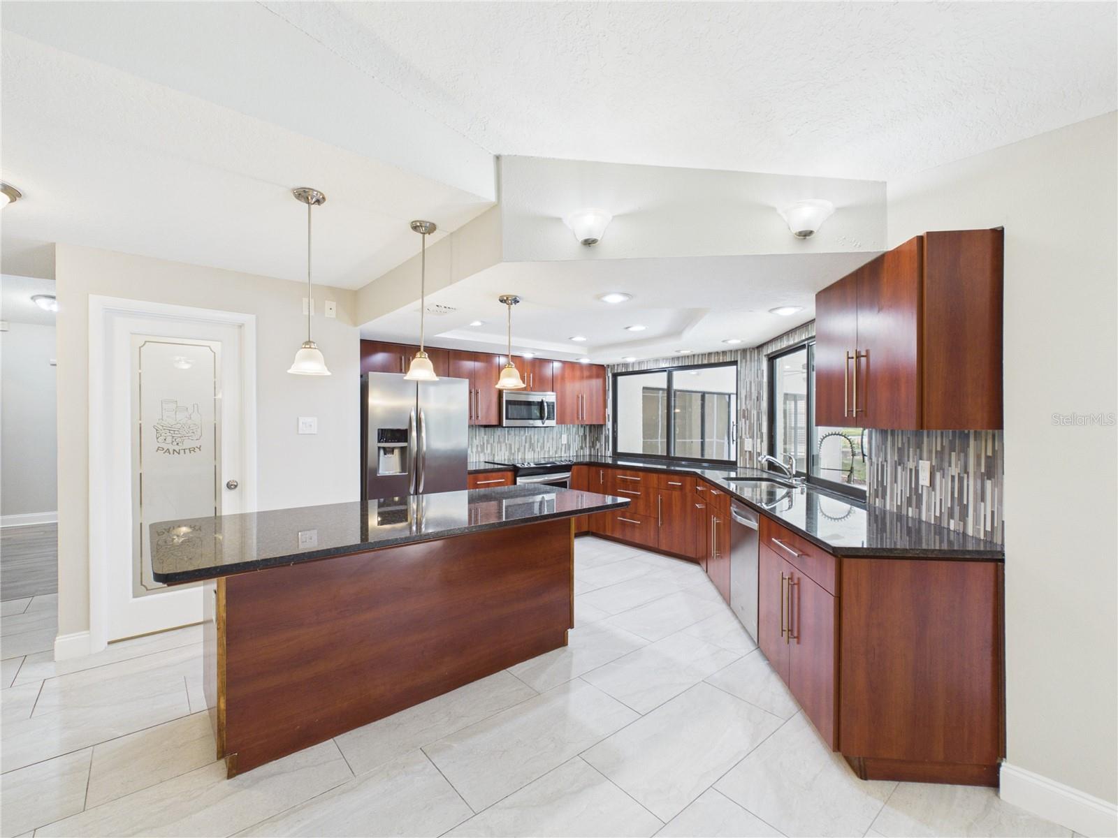 3rd image of 7256 Royal Oak Dr, Spring Hill, FL 34607 | MLS# OM728660