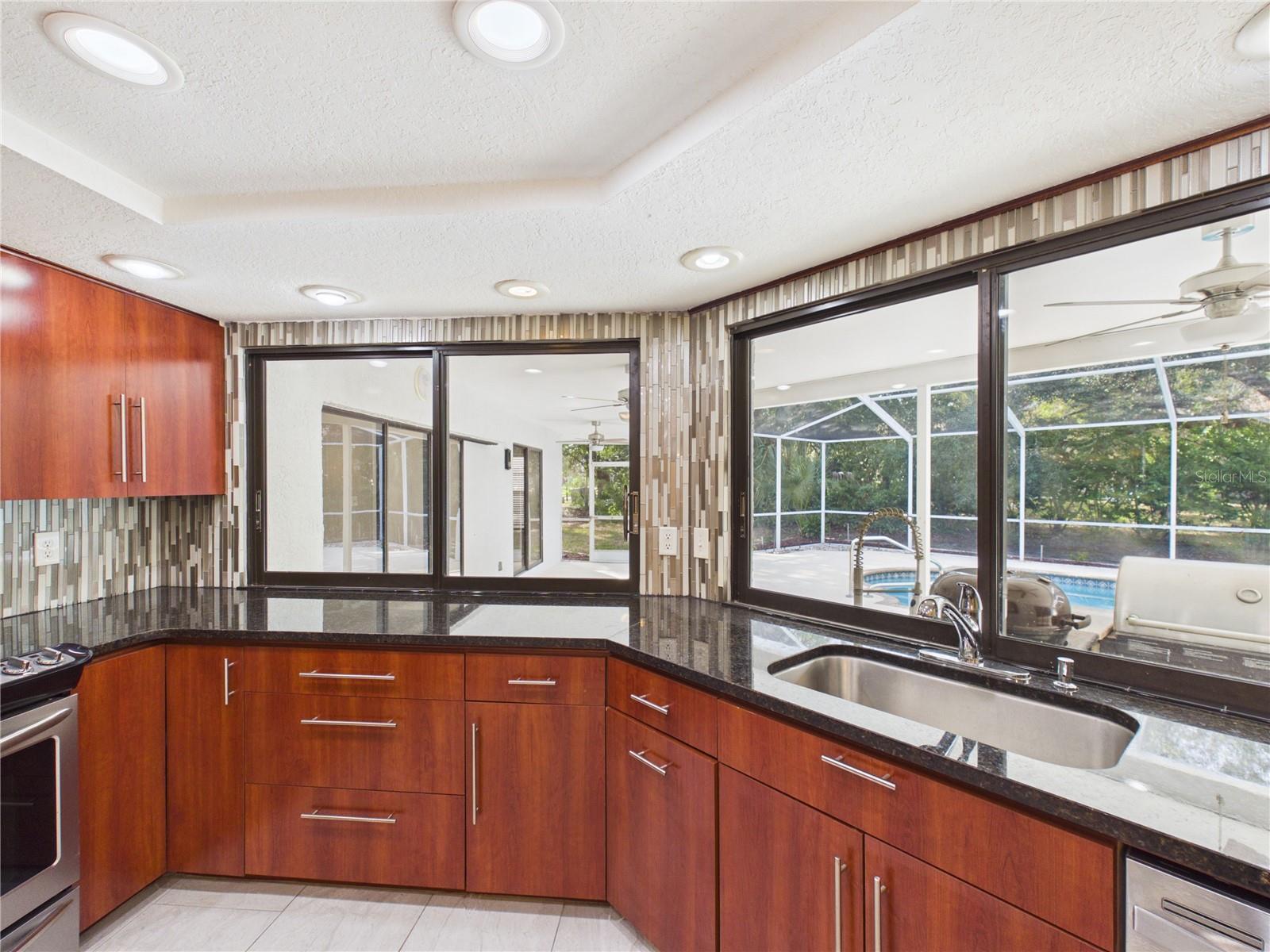 4th image of 7256 Royal Oak Dr, Spring Hill, FL 34607 | MLS# OM728660