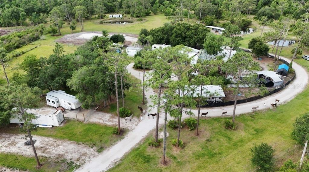 2nd image of 1375 W Ash Rd, Labelle, FL 33935 | MLS# A4700273
