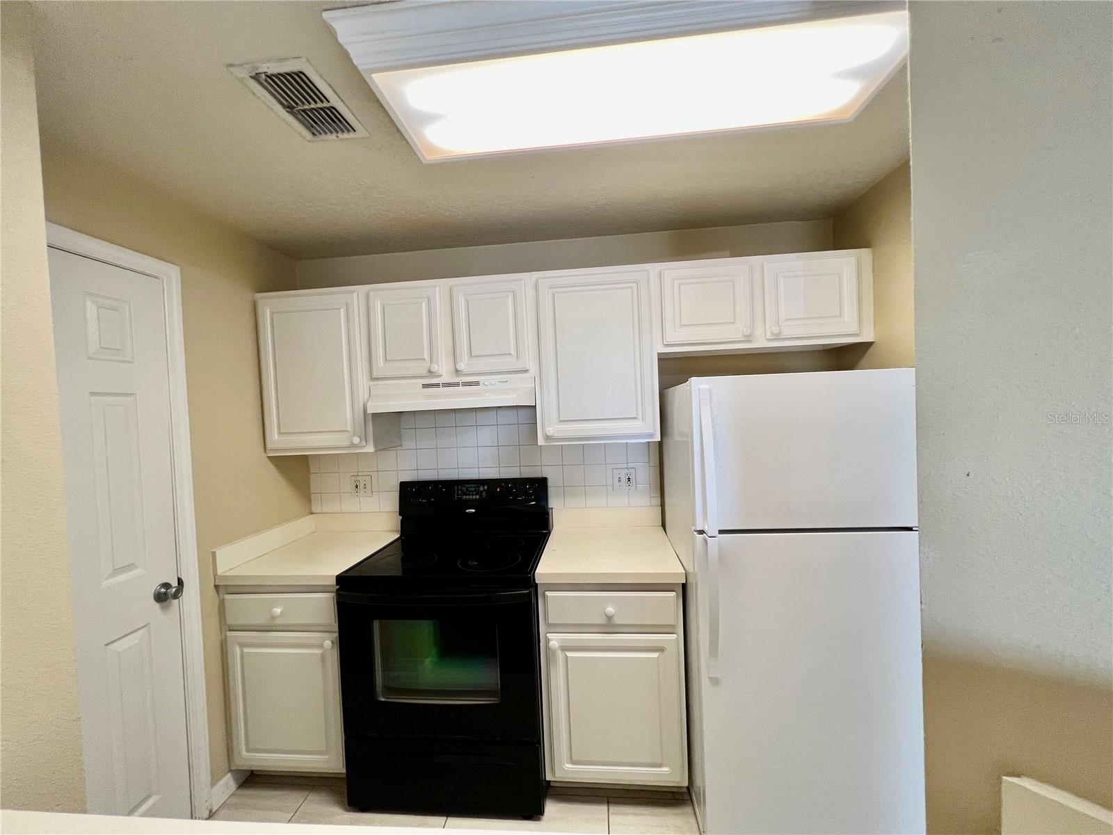 4th image of 501 Knights Run Ave #1330, Tampa, FL 33602 | MLS# TB8530162