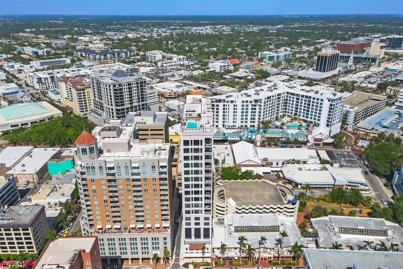 3rd image of 33 S Palm Ave #1503, Sarasota, FL 34236 | MLS# A4700305