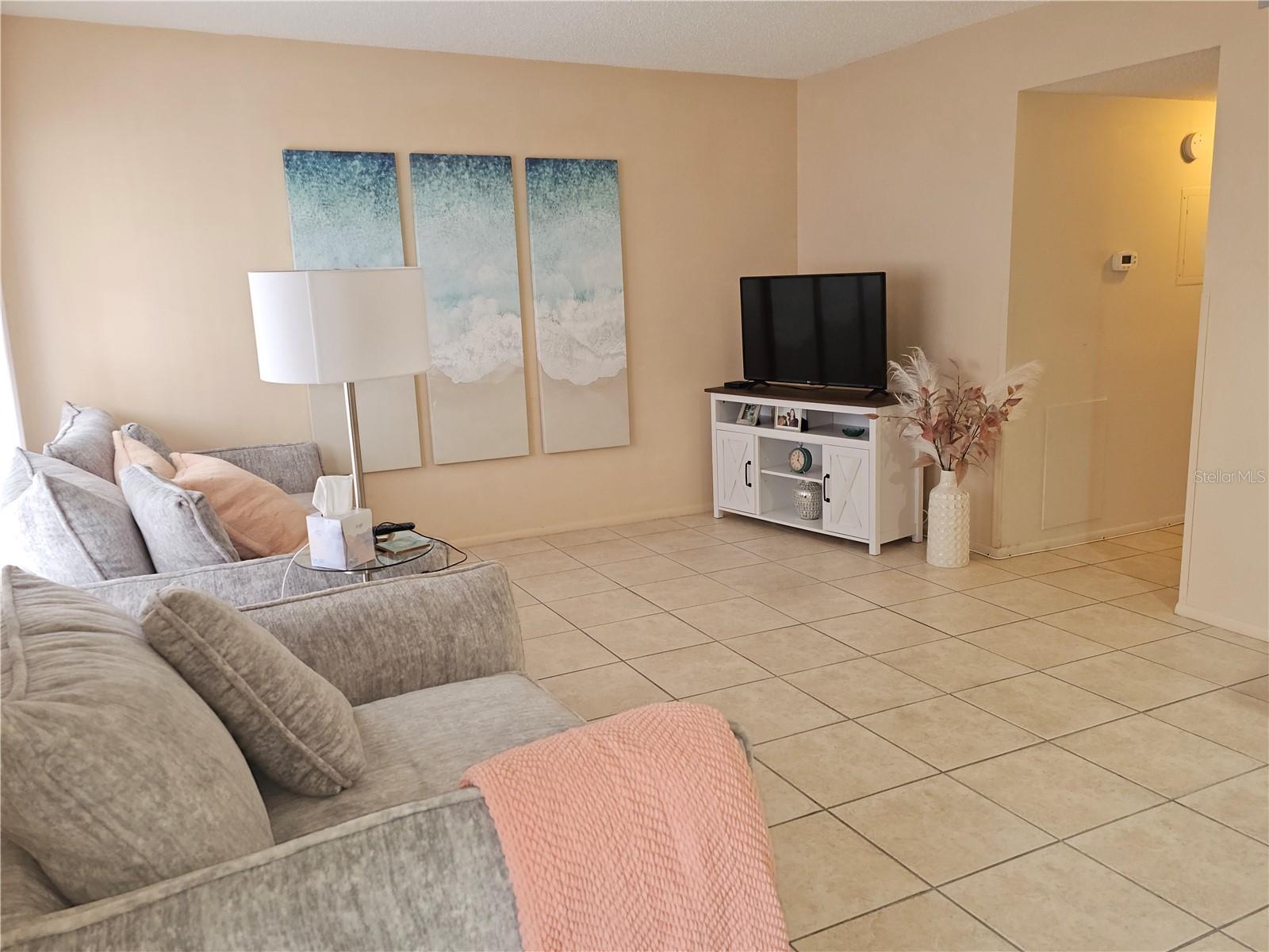 5th image of 2458 Columbia Dr, Clearwater, FL 33763