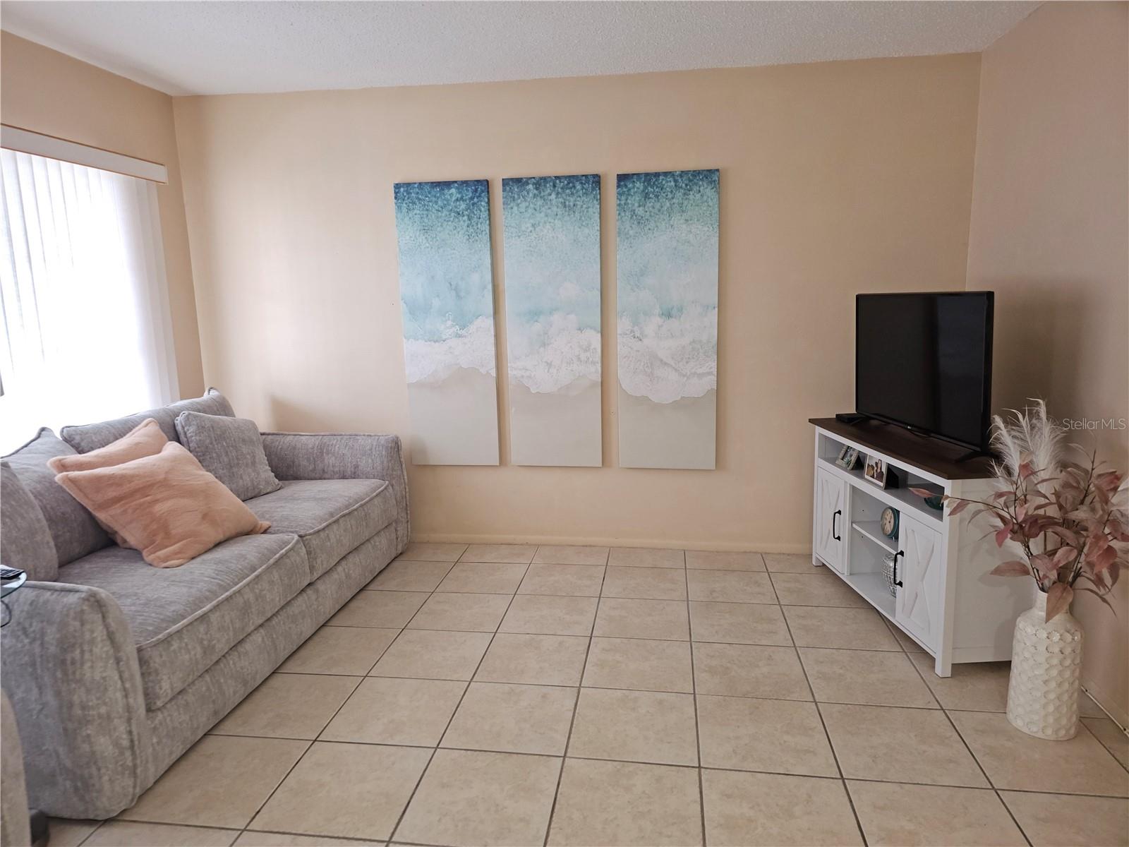 4th image of 2458 Columbia Dr, Clearwater, FL 33763