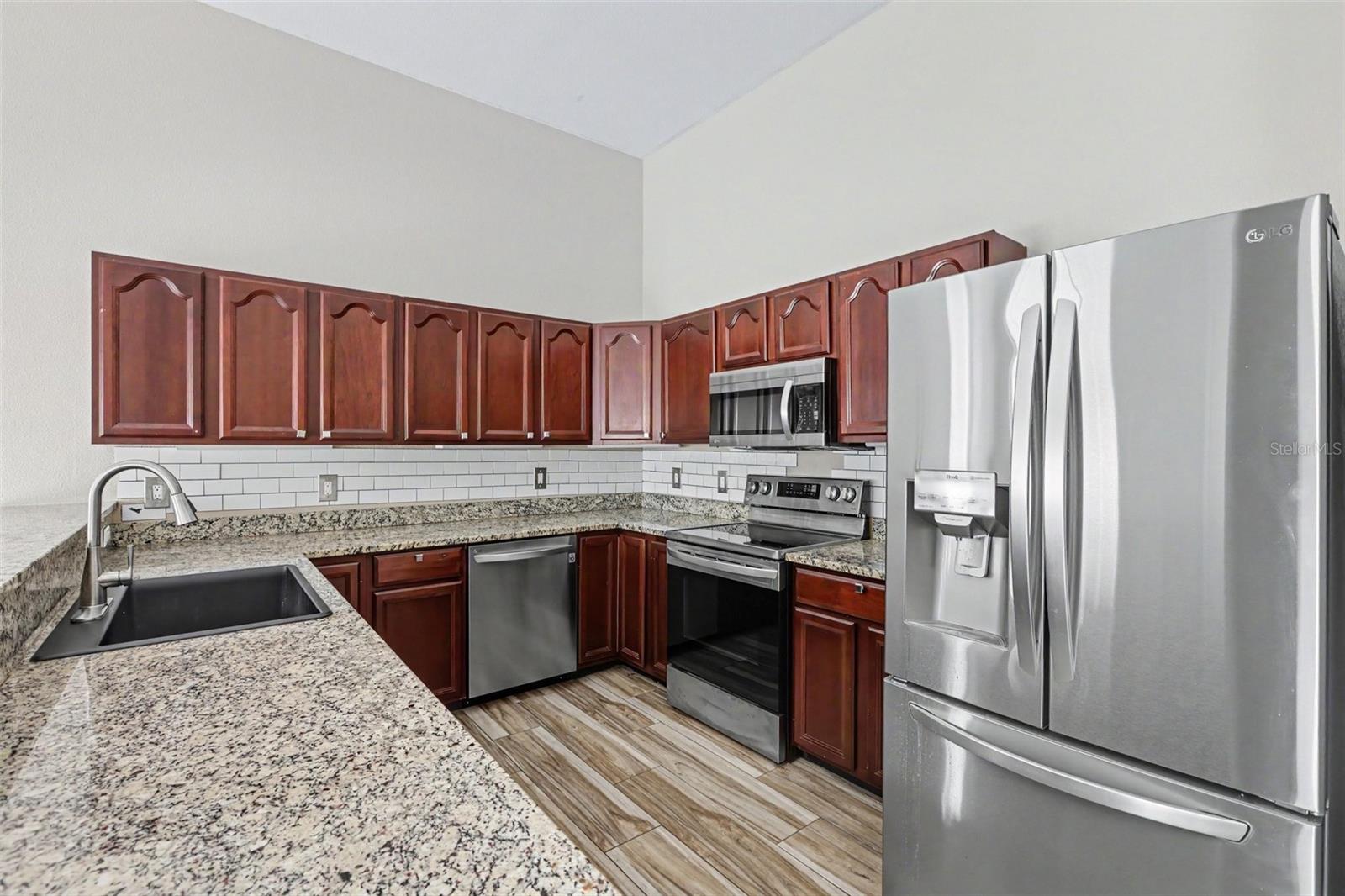 5th image of 9548 Orange Valley Ct, Tampa, FL 33618 | MLS# TB8530247
