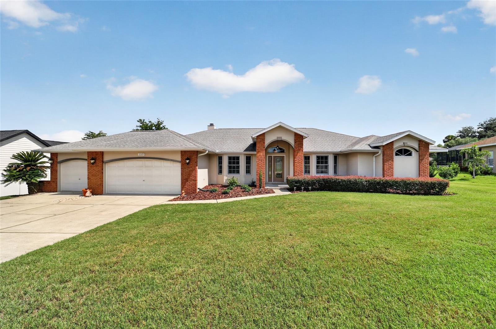 1st image of 2319 Se 30th St, Ocala, FL 34471 | MLS# OM728687
