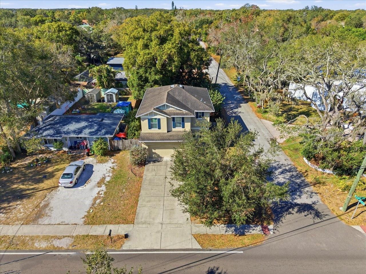3rd image of 12330 N Rome Ave, Tampa, FL 33612 | MLS# TB8530306
