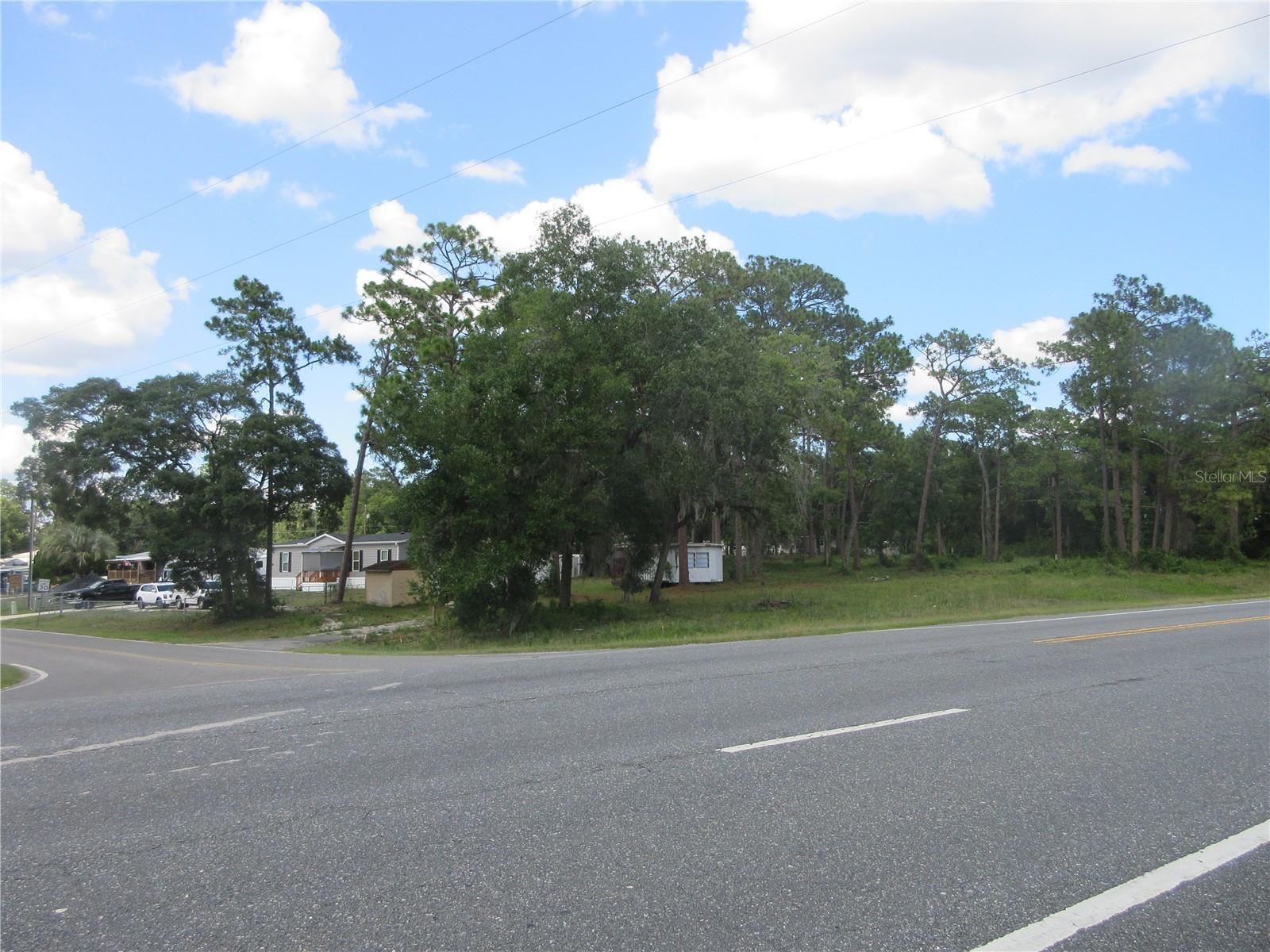 1st image of 787 Se 162nd Ter, Silver Springs, FL 34488 | MLS# OM728703