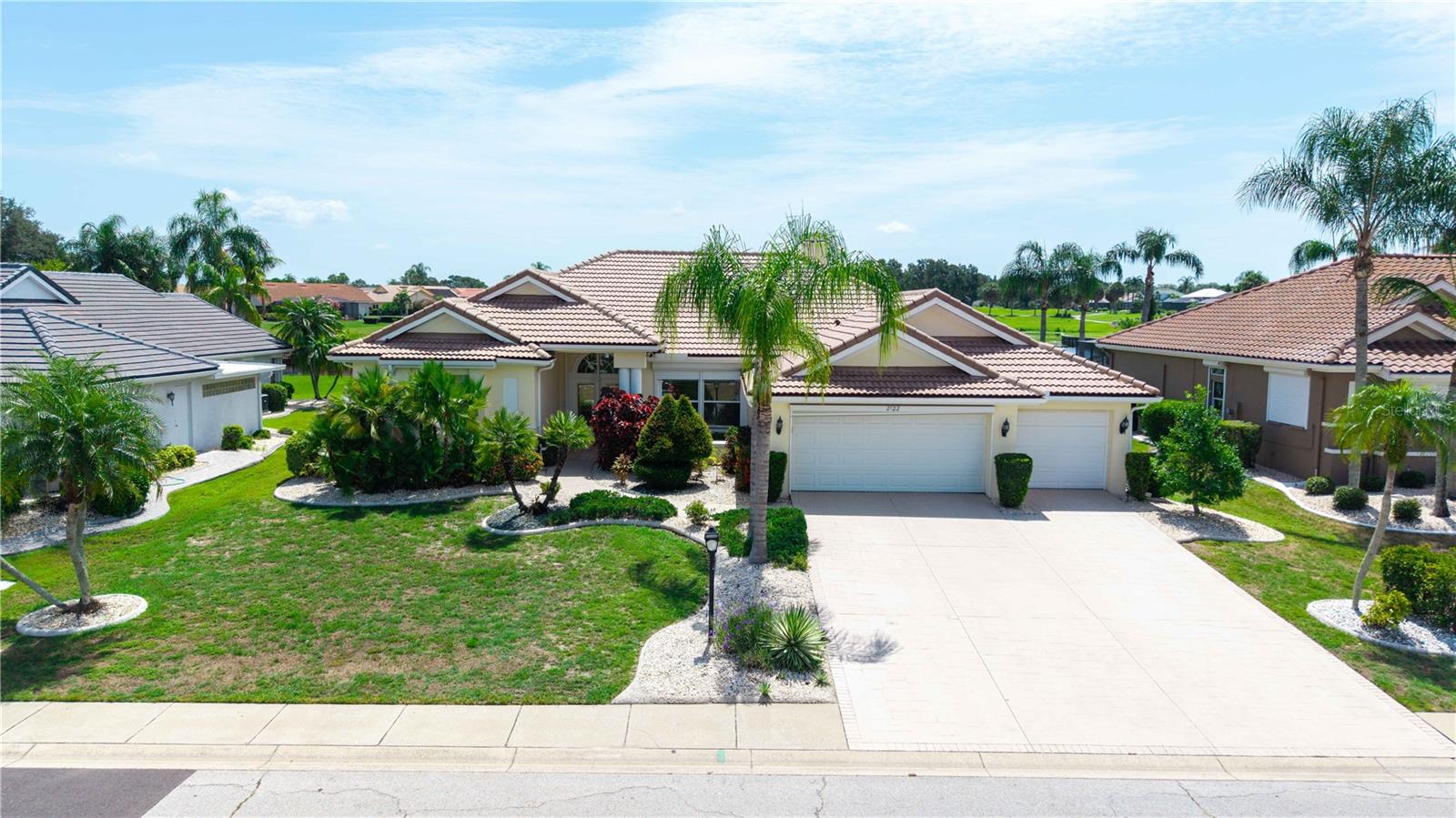 1st image of 2122 Platinum Dr, Sun City Center, FL 33573 | MLS# W7887757