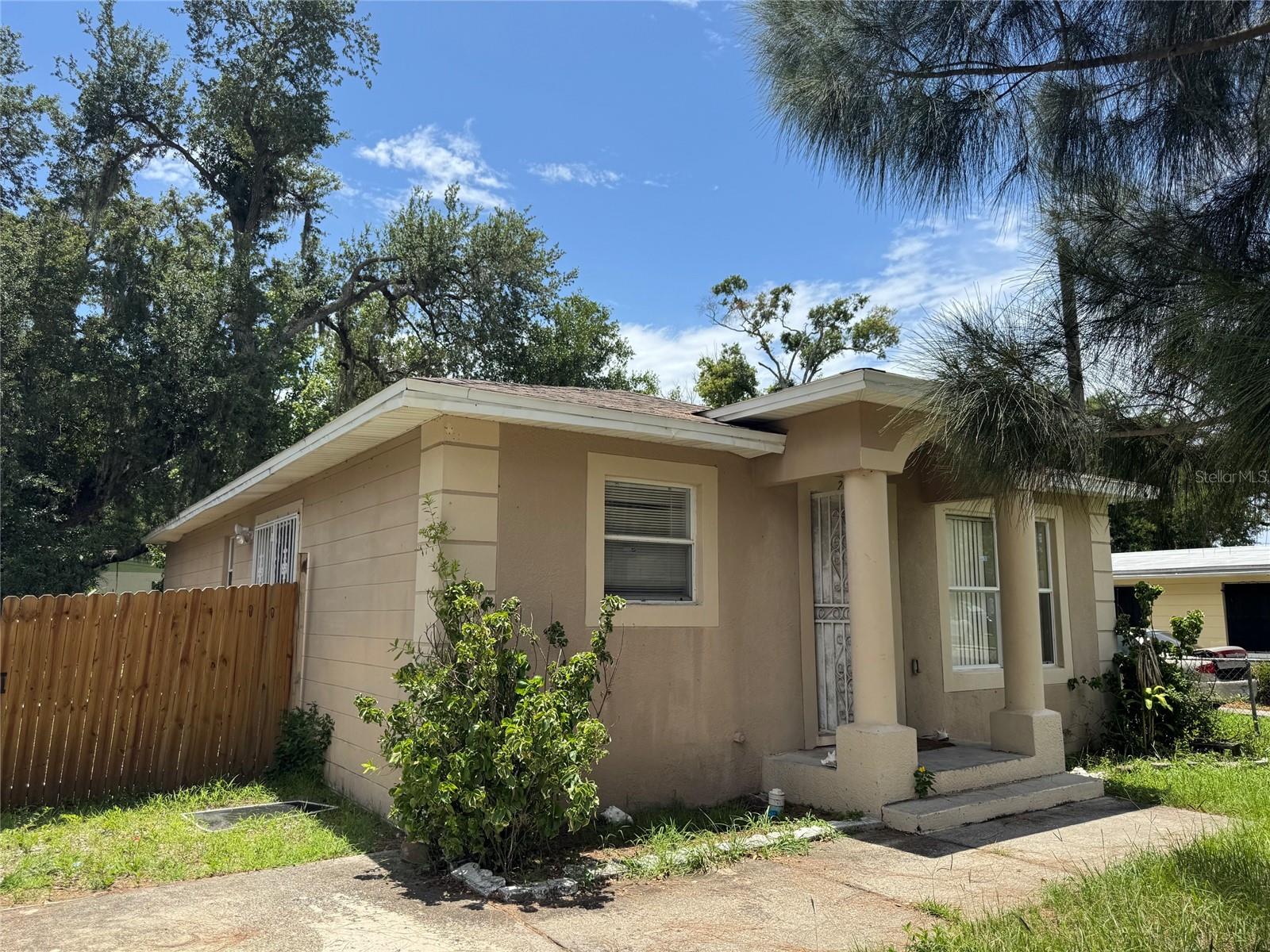 2nd image of 2609 E Emma St, Tampa, FL 33610 | MLS# TB8530406