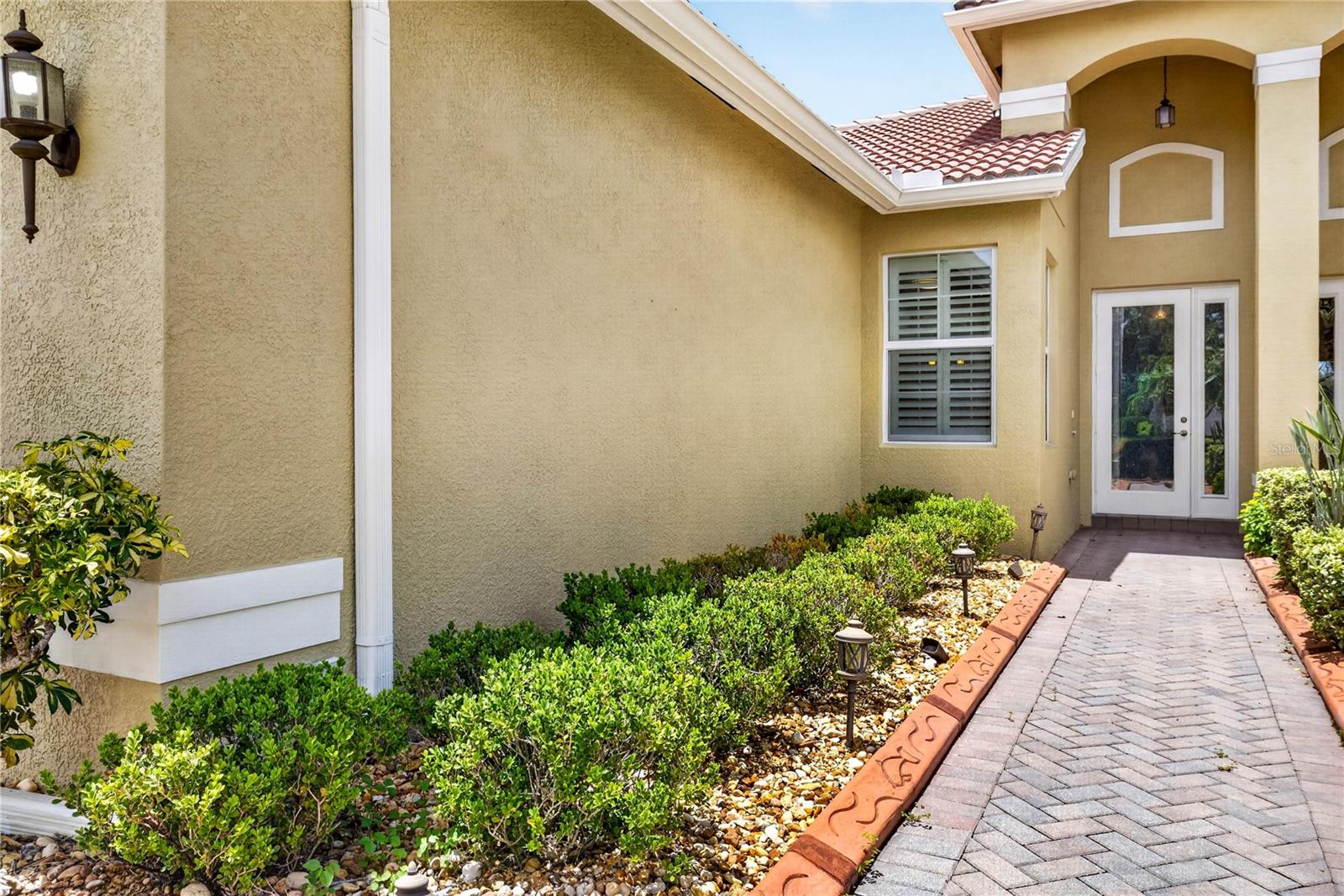 2nd image of 16141 Amethyst Key Dr, Wimauma, FL 33598 | MLS# TB8530414