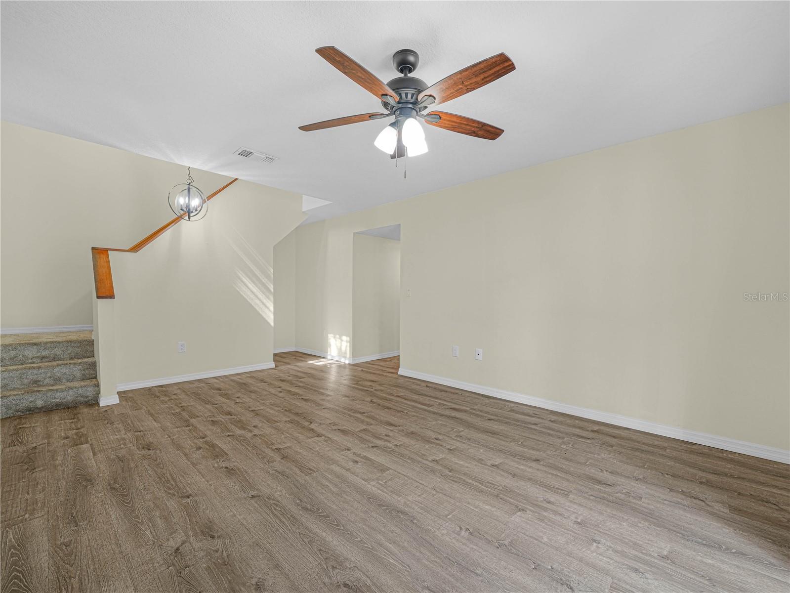 4th image of 3573 Raintree Cir, Lakeland, FL 33803 | MLS# L4963594