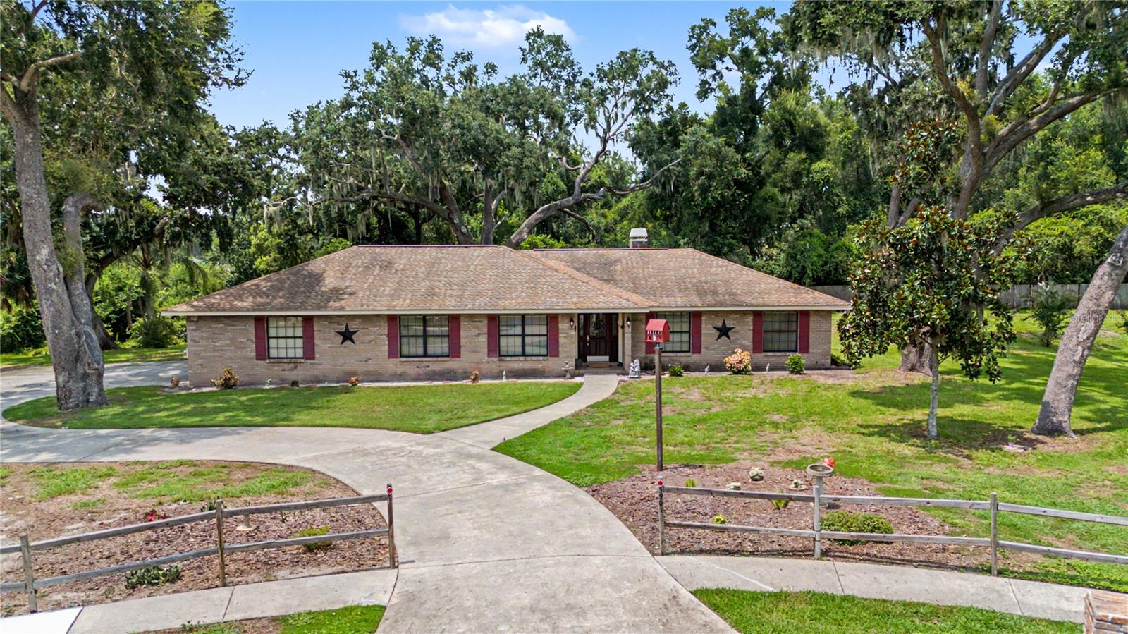1st image of 3901 Buttonwood Ct, Brandon, FL 33511 | MLS# TB8530435