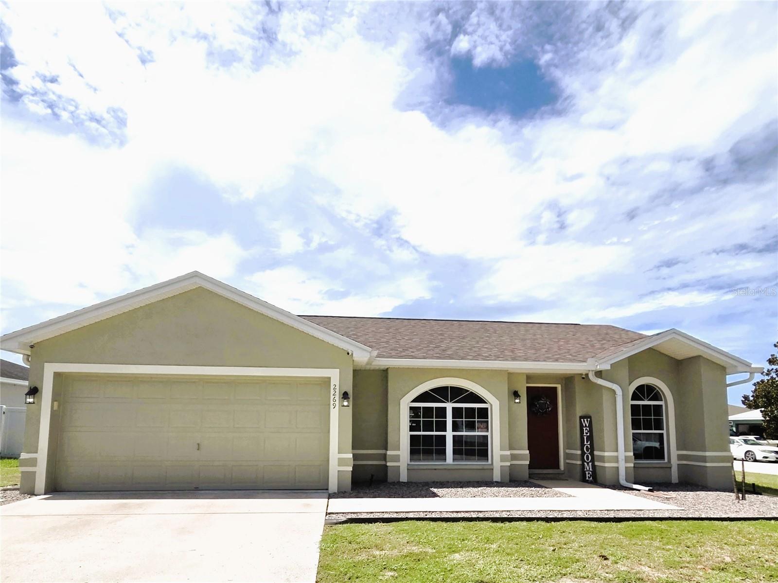 1st image of 2269 Country Manor St, Bartow, FL 33830 | MLS# L4963597