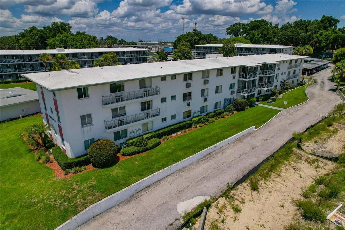 2nd image of 1700 6Th St Nw, WINTER HAVEN, FL 33881