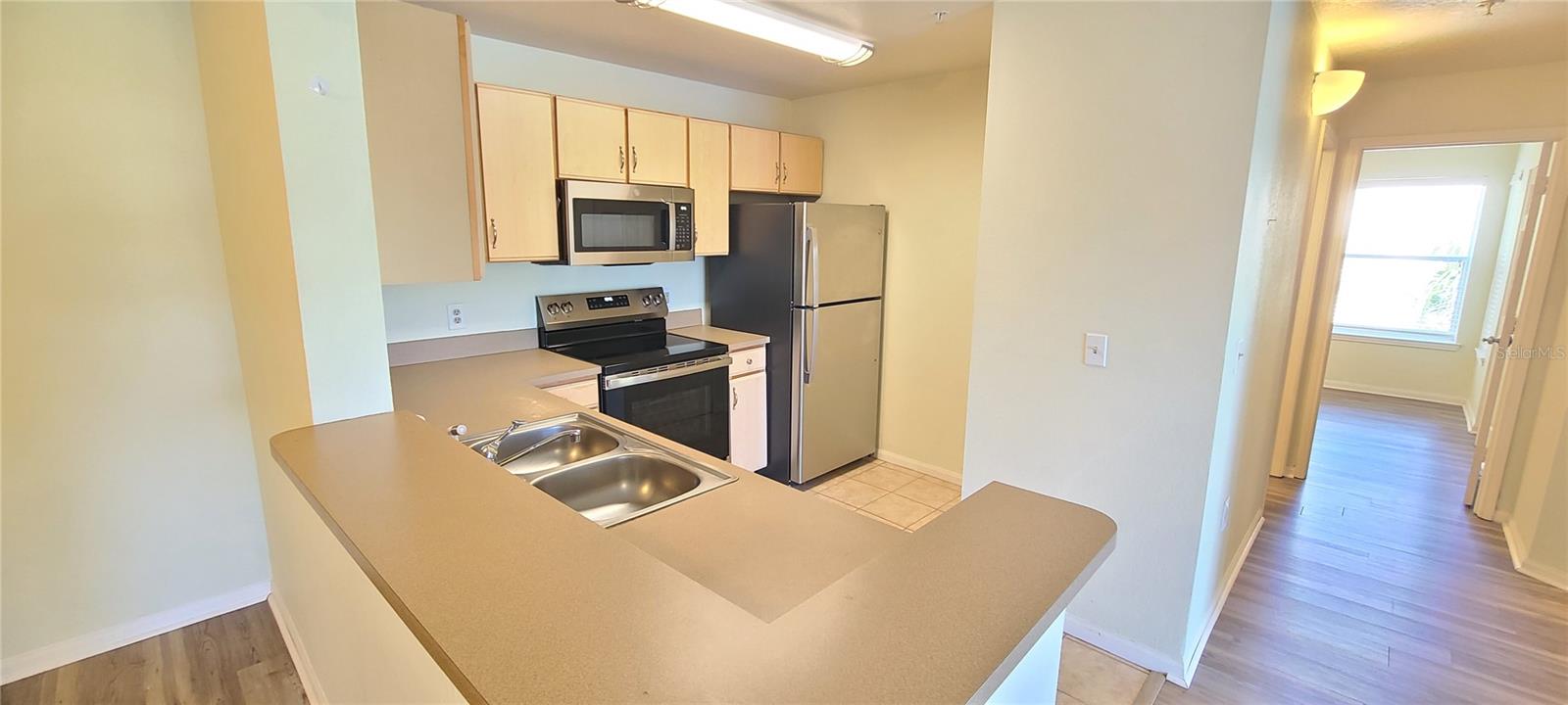 4th image of 940 Village Trl #4-202, Port Orange, FL 32127 | MLS# O6426250