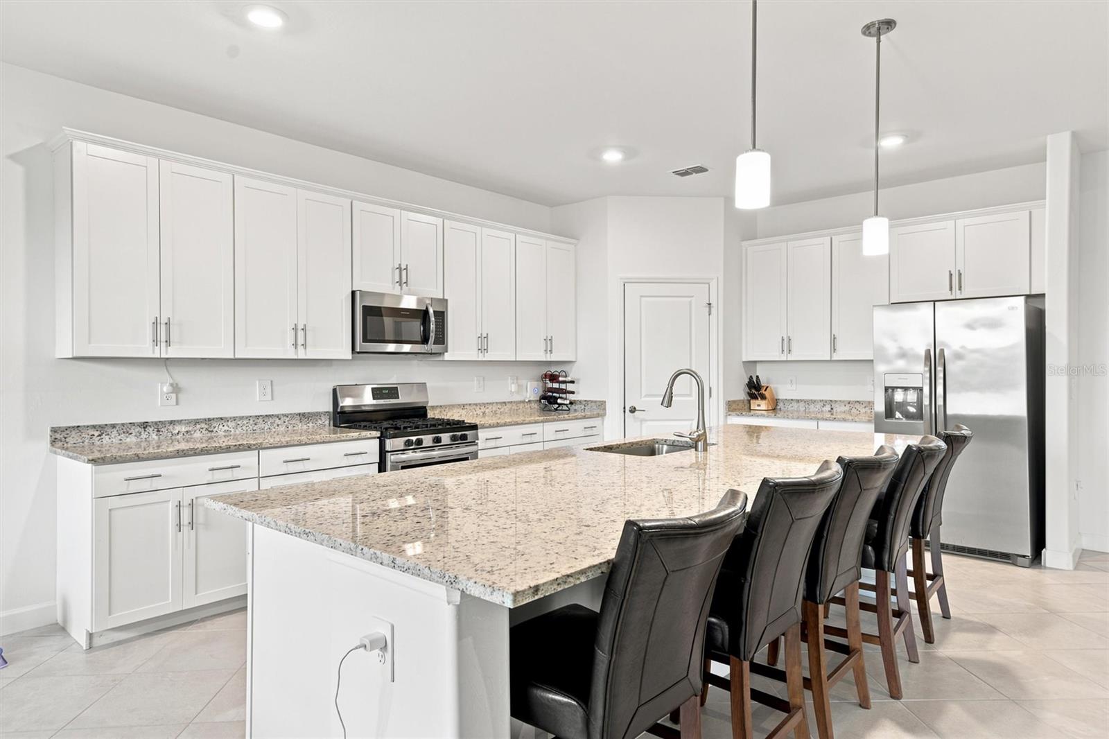 4th image of 15335 Serene Shores Loop, Bradenton, FL 34211 | MLS# A4700419