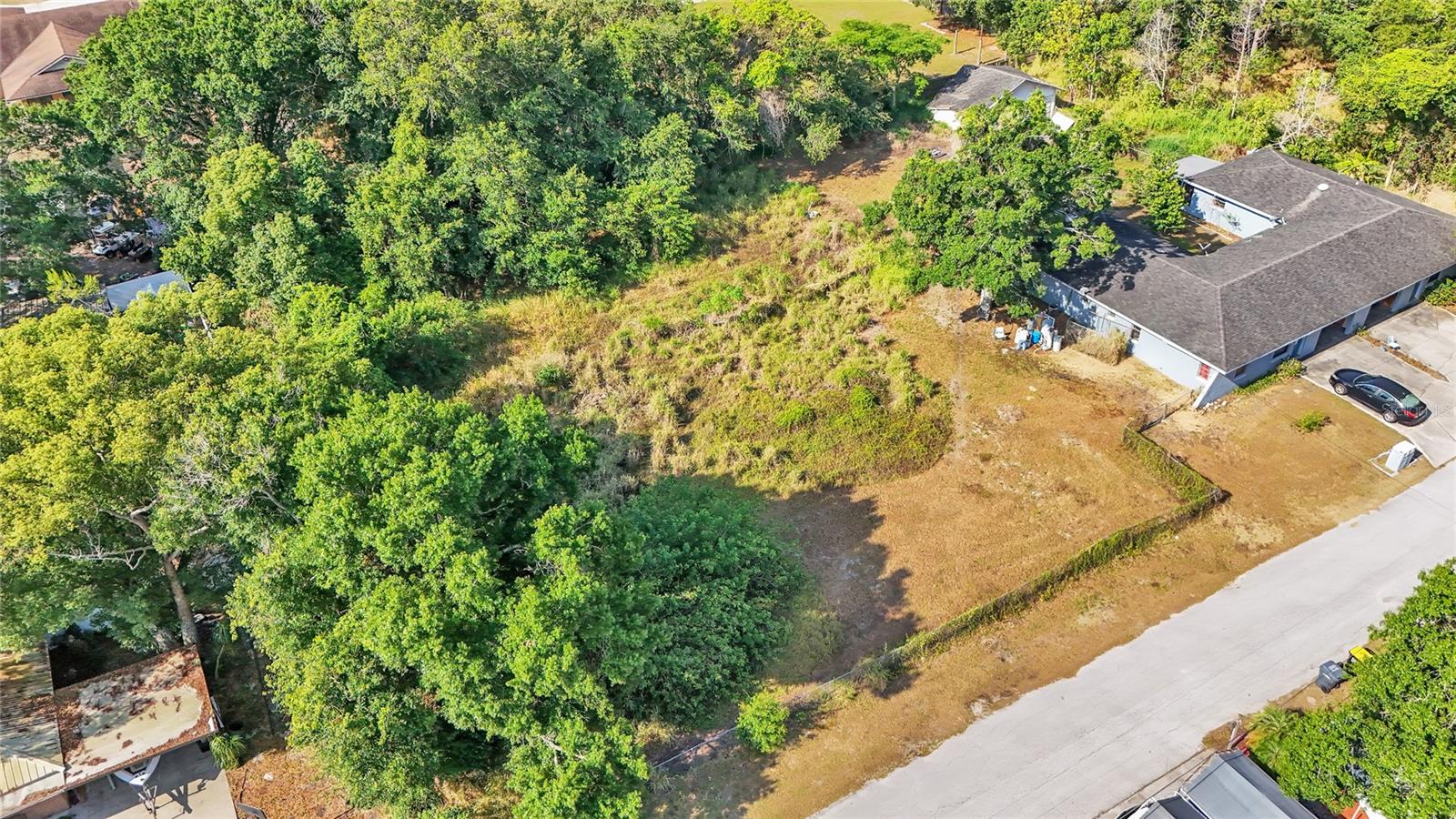 3rd image of 1405 Polston Rd, Eagle Lake, FL 33839 | MLS# L4963605