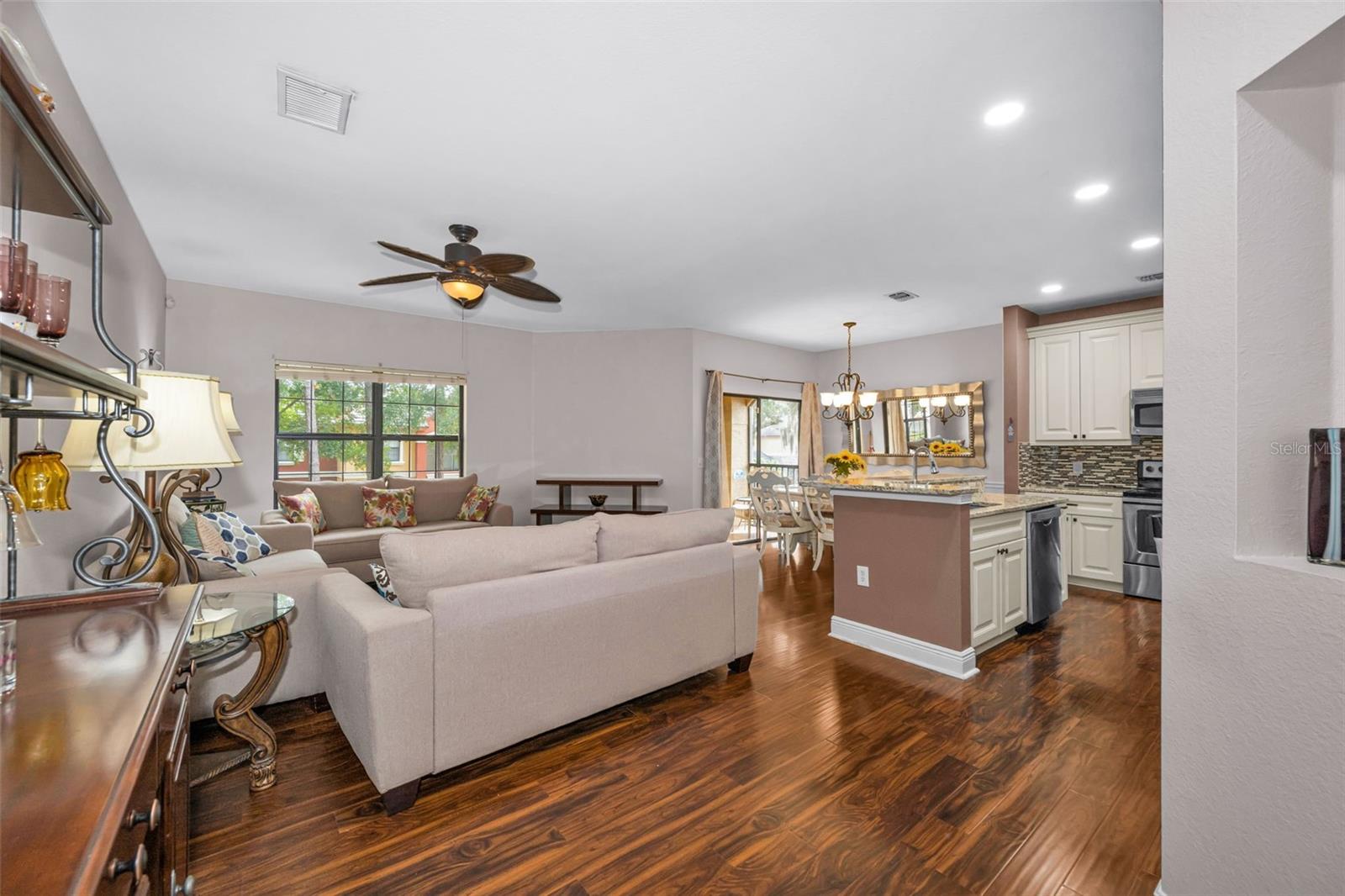 5th image of 2199 Chianti Pl #9-0925, Palm Harbor, FL 34683 | MLS# TB8530654