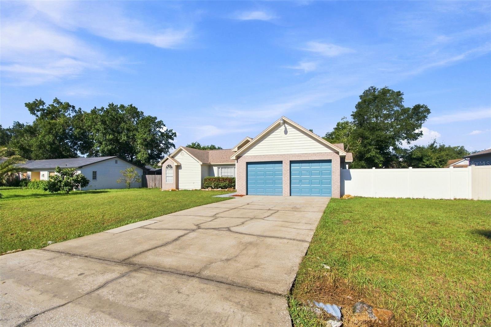 3rd image of 4745 Canterbury Dr, Land O Lakes, FL 34639 | MLS# TB8530658