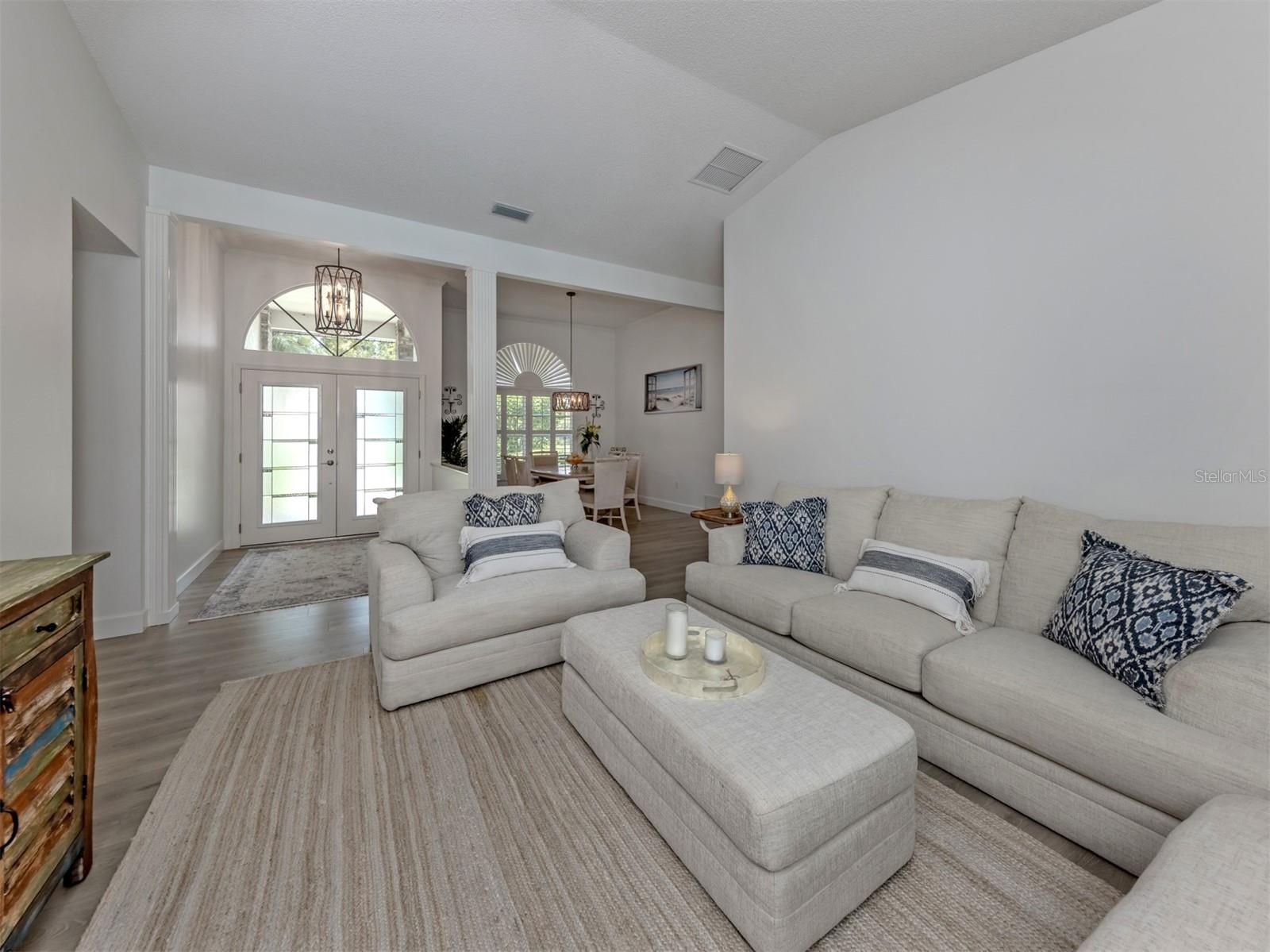 5th image of 1428 Gleneagles Dr, Venice, FL 34292 | MLS# N6145075