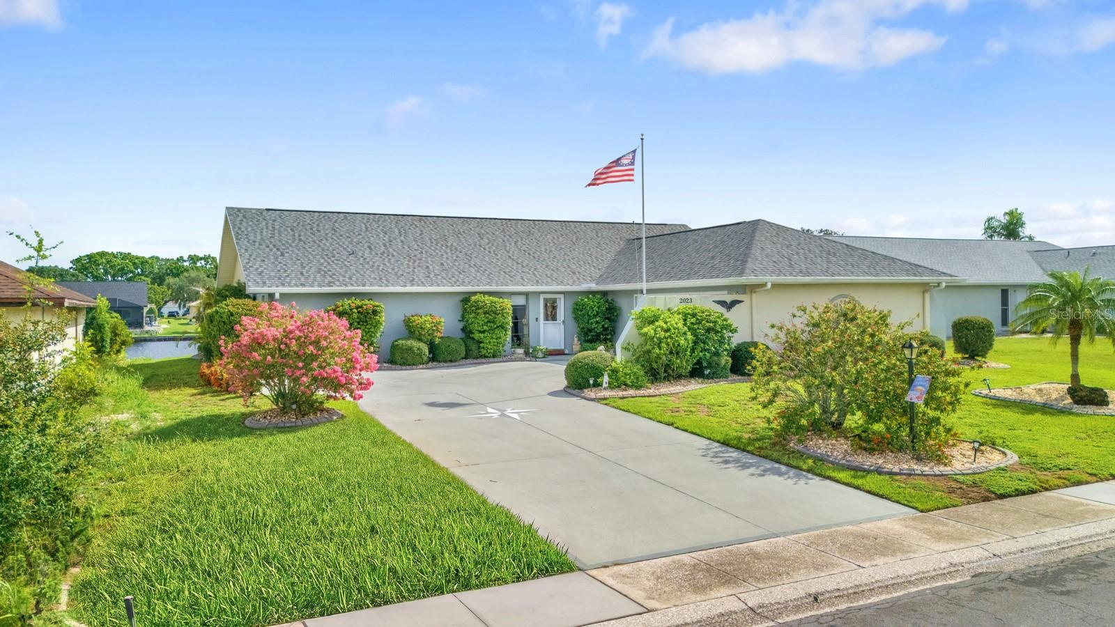4th image of 2023 El Rancho Dr, Sun City Center, FL 33573 | MLS# TB8530745