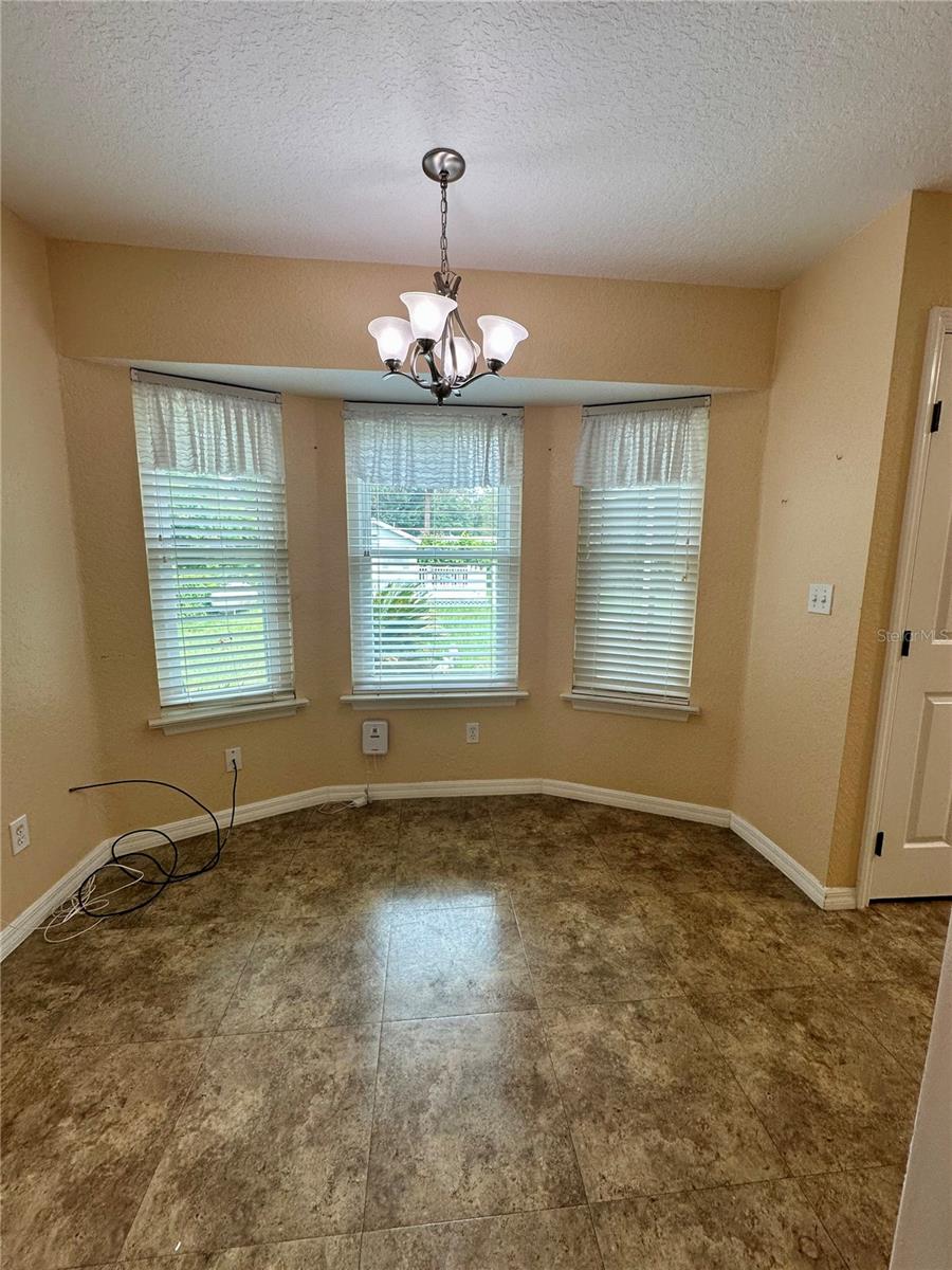 5th image of 2392 Se 175Th Terrace Rd, Silver Springs, FL 34488 | MLS# OM728789
