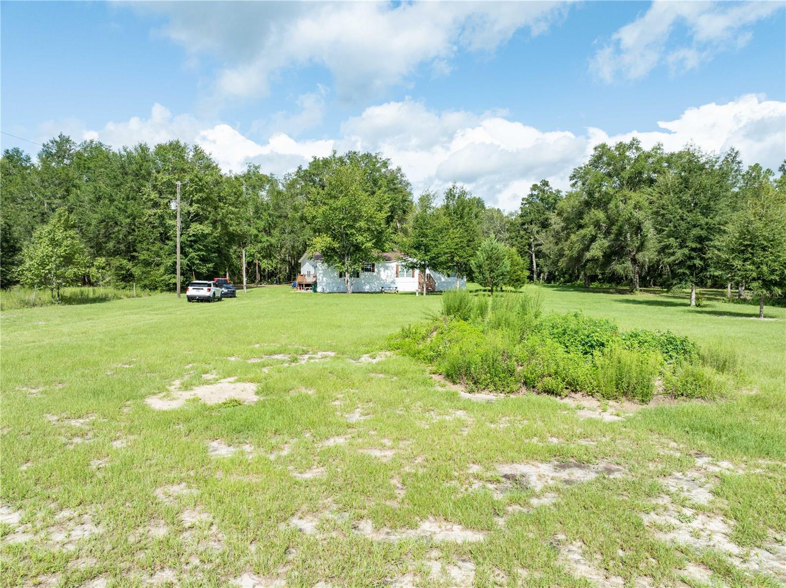 Homes for sale in Branford, FL | 9889 Nw 9th Ct, Branford, FL 32008 | MLS# GC542082